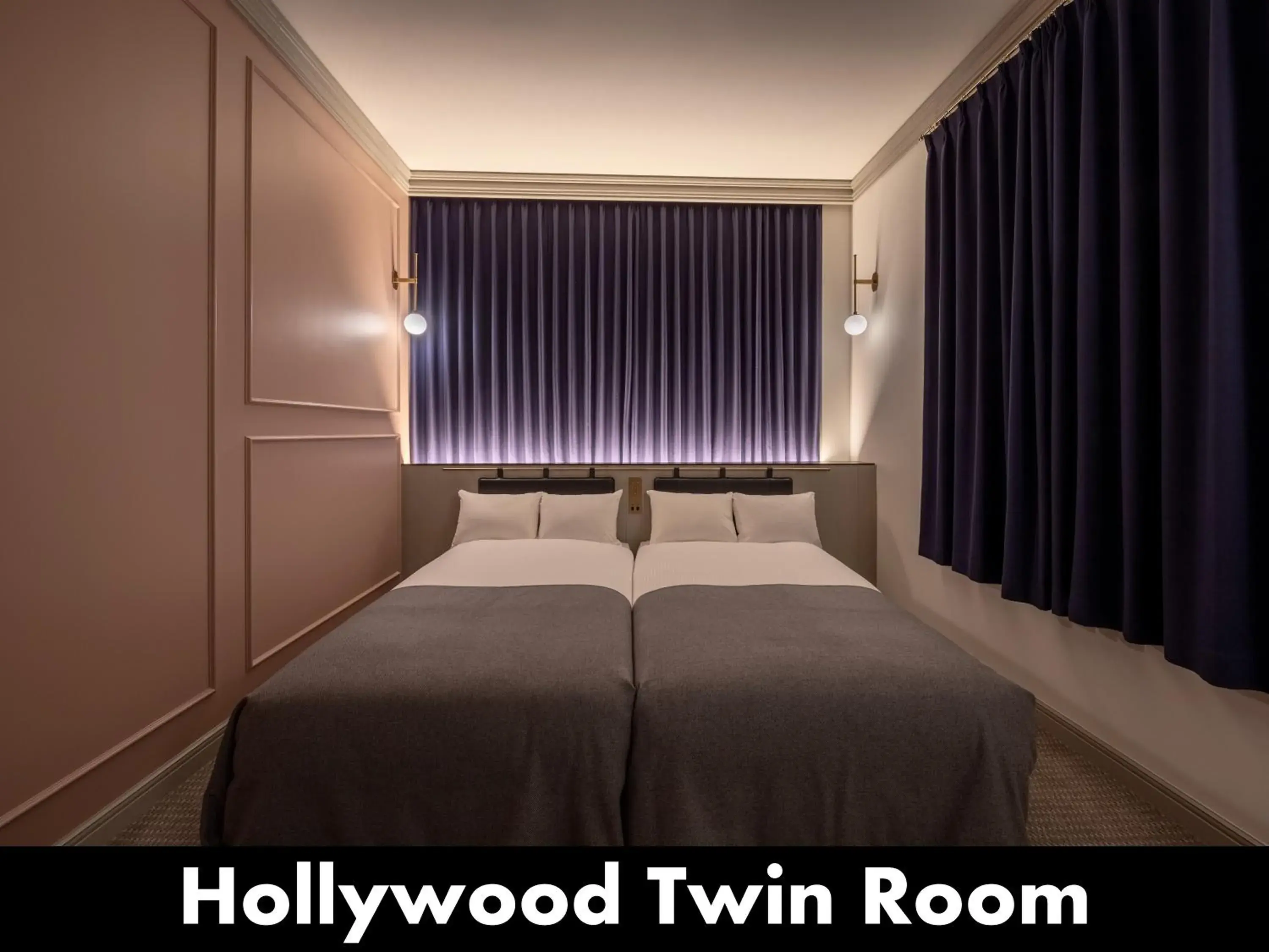 Bed in UNWIND HOTEL & BAR OTARU Bed in UNWIND HOTEL & BAR OTARU