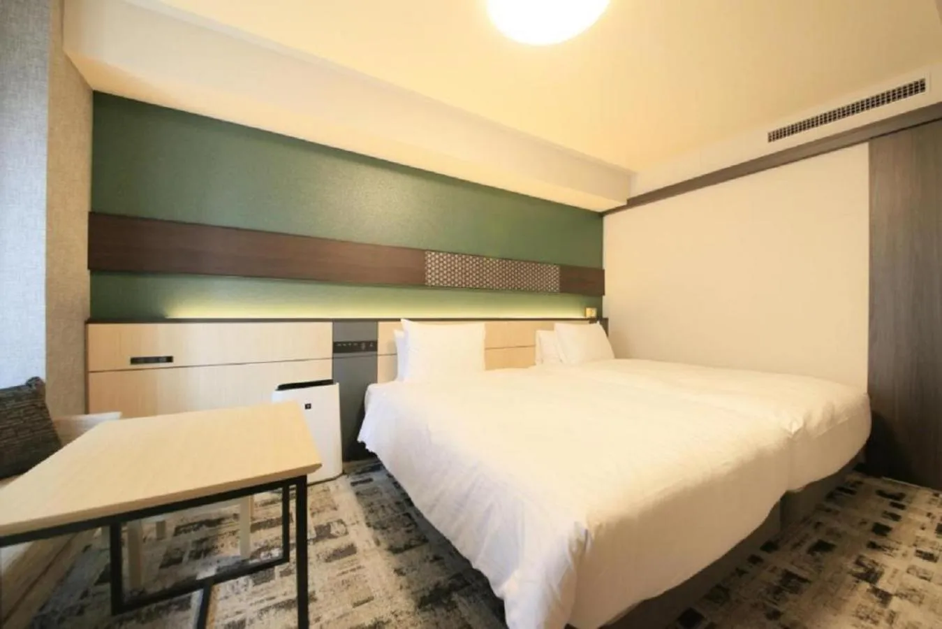 Bed in Keisei Richmond Hotel Tokyo Monzennakacho