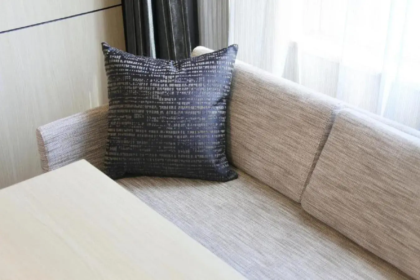 Decorative detail, Bed in Keisei Richmond Hotel Tokyo Monzennakacho Decorative detail, Bed in Keisei Richmond Hotel Tokyo Monzennakacho