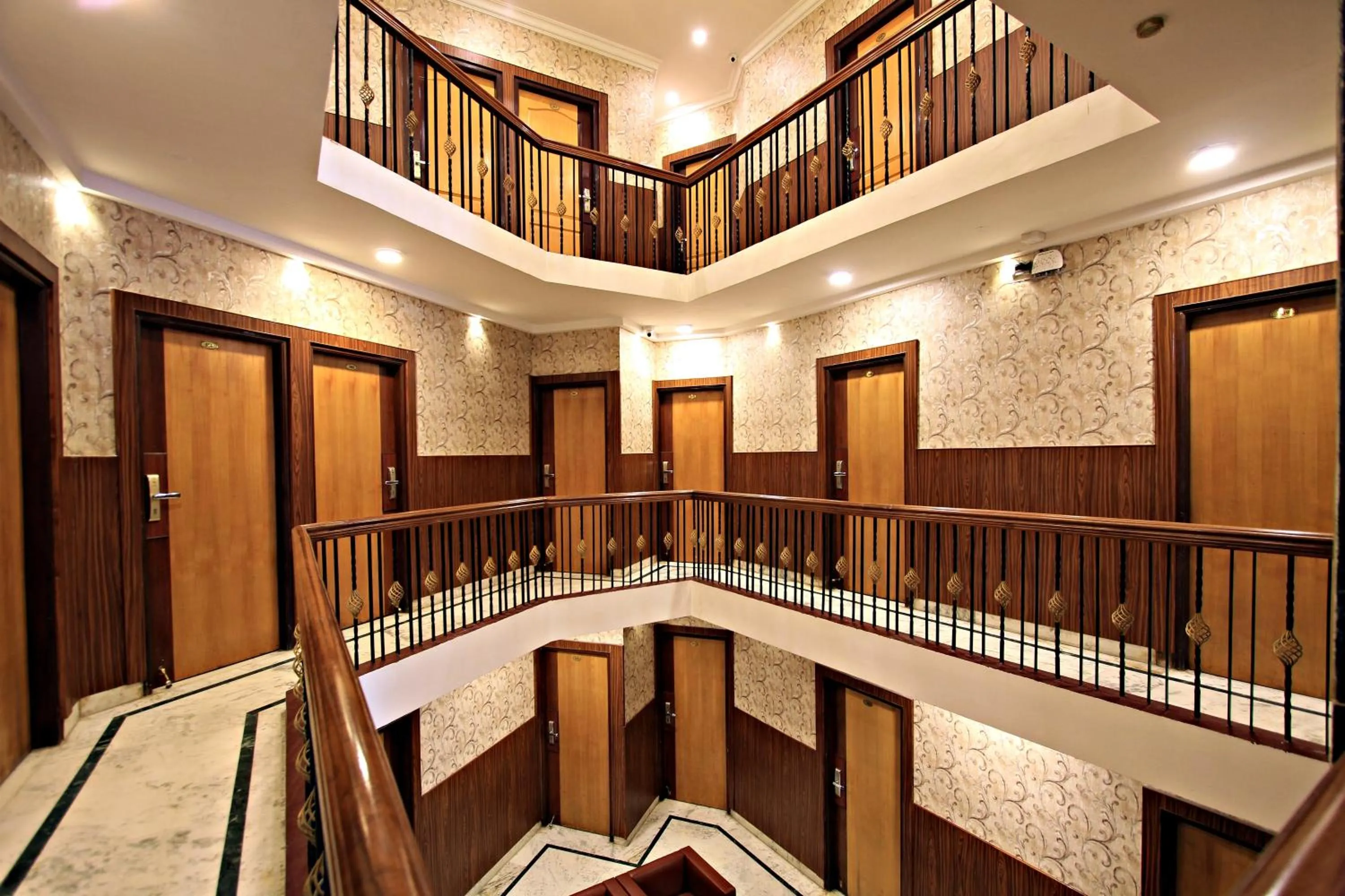 Hotel Empire Central Street