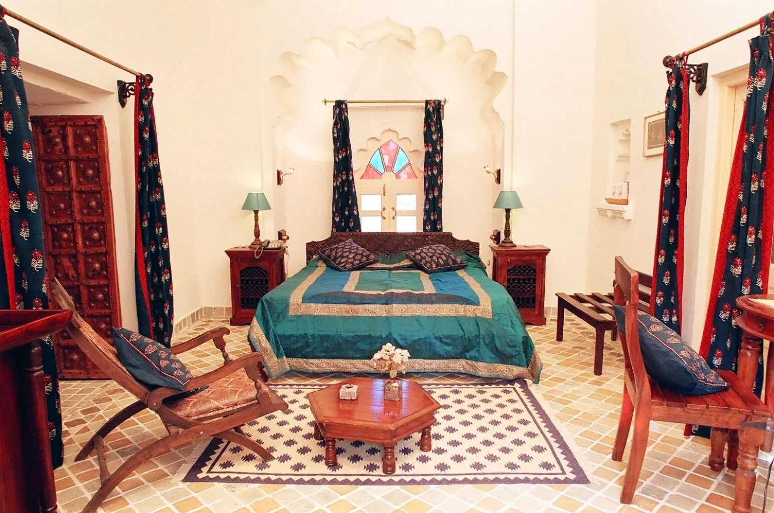 Photo of the whole room in Deogarh Mahal