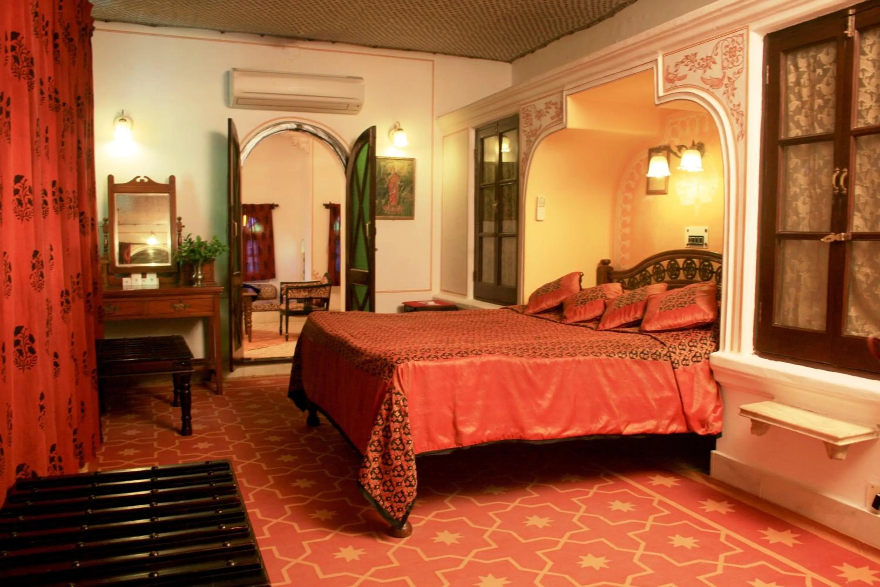 Photo of the whole room in Deogarh Mahal