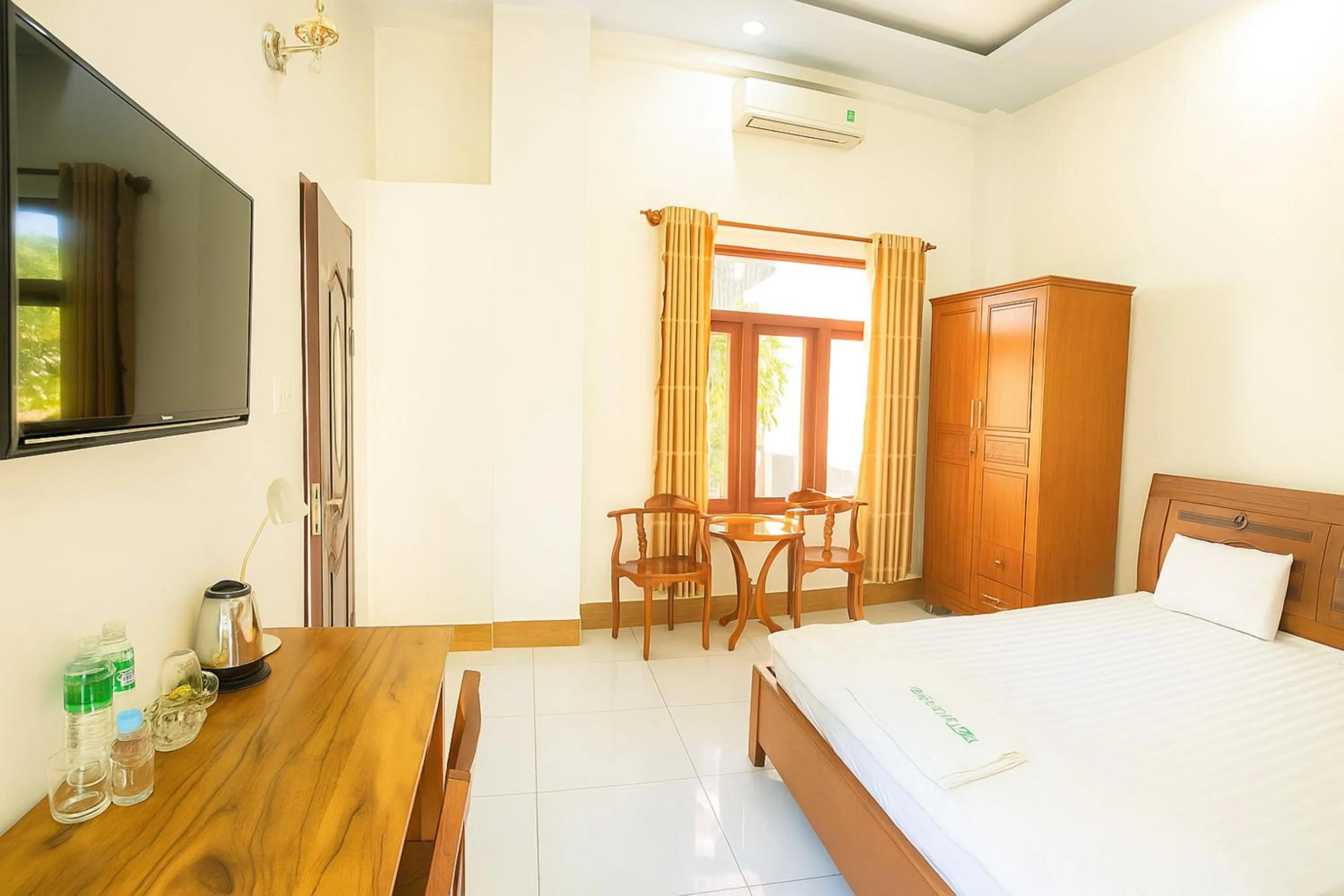 Bed in Khách Sạn Nhà Hàng Ngọc Hân