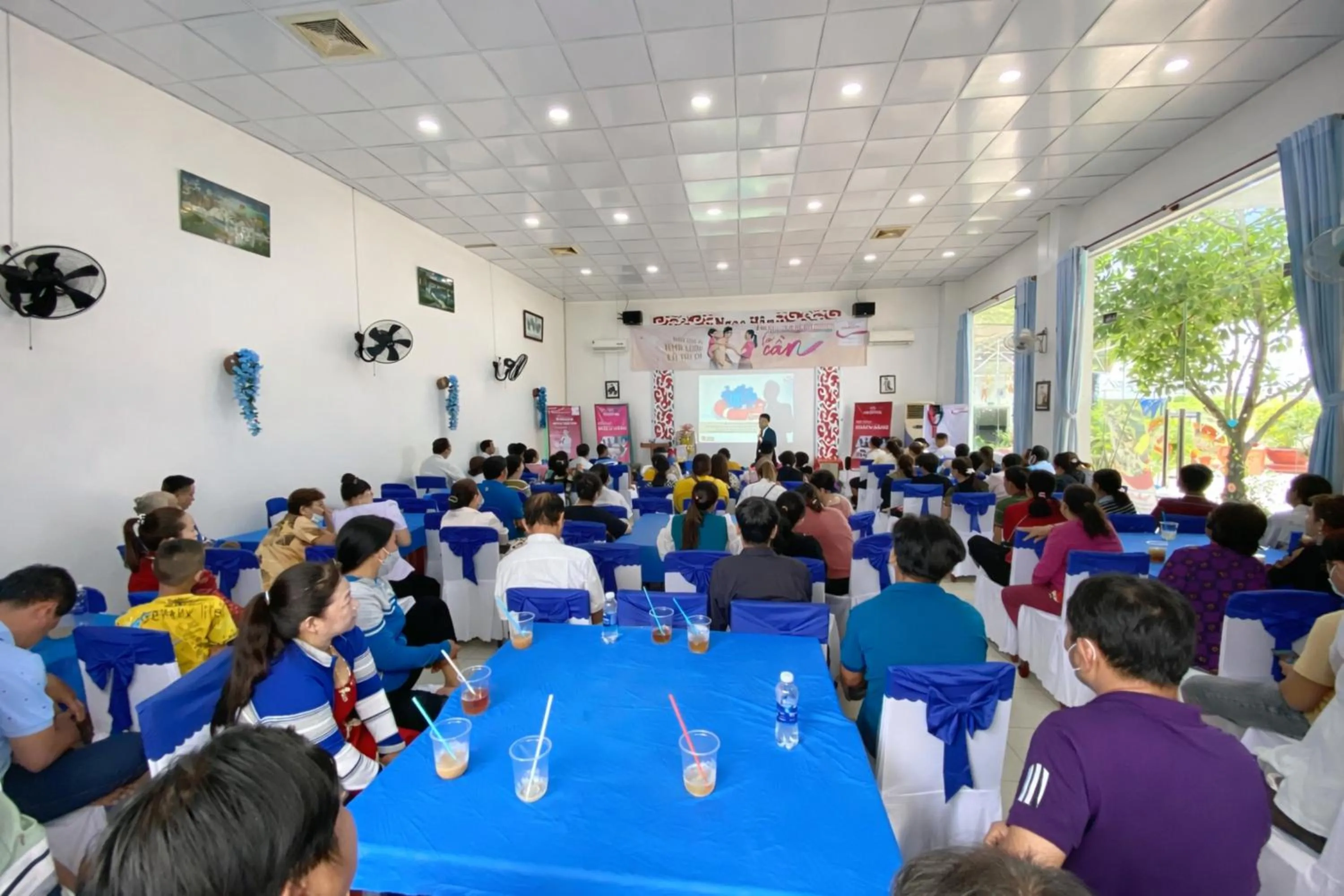 Meeting/conference room in Khách Sạn Nhà Hàng Ngọc Hân