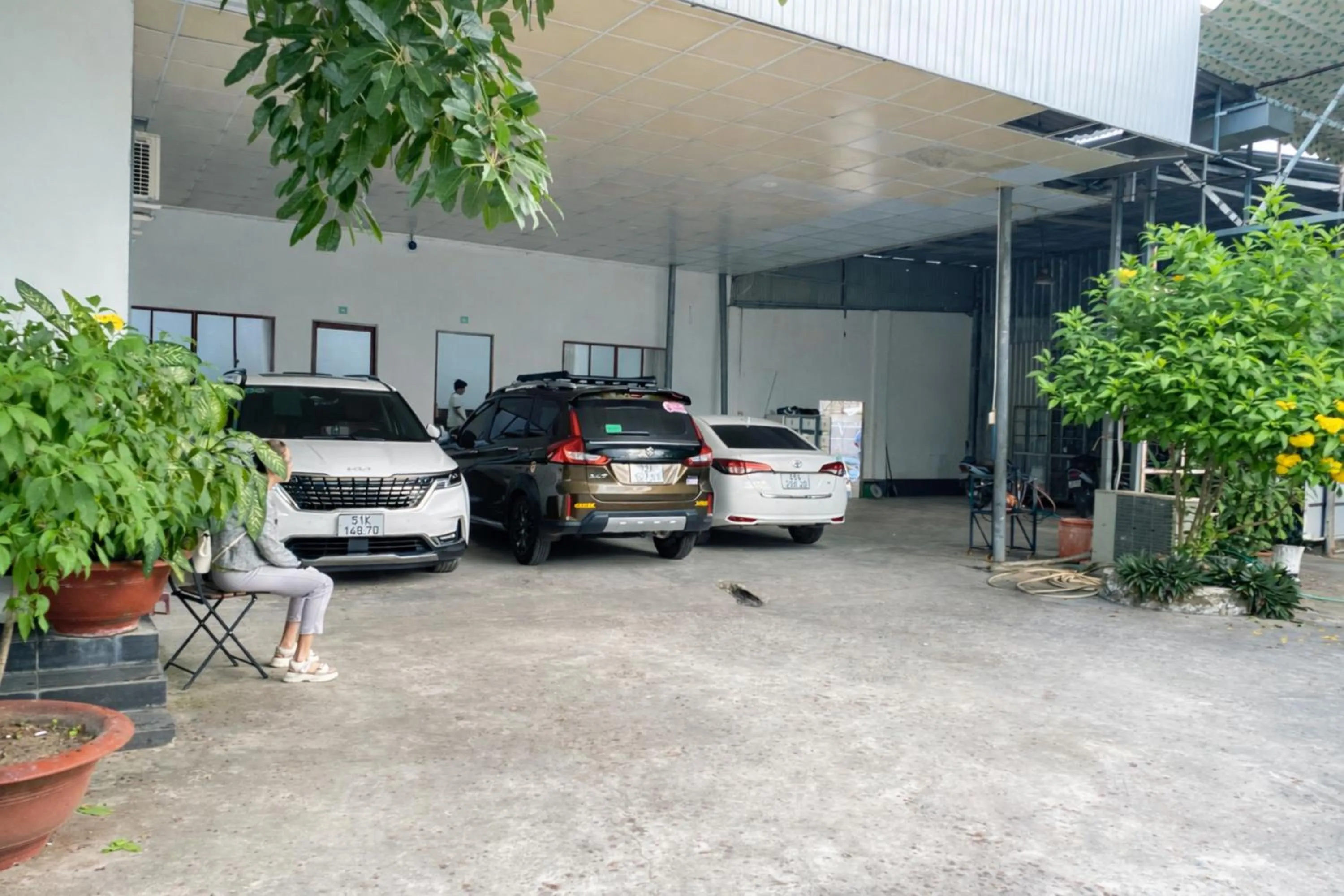 Day in Khách Sạn Nhà Hàng Ngọc Hân