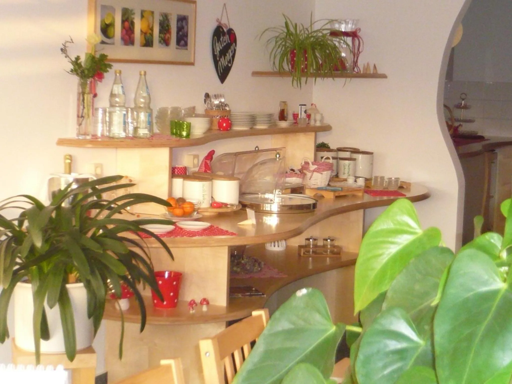 Food in Hochwald Hotel & Apartment