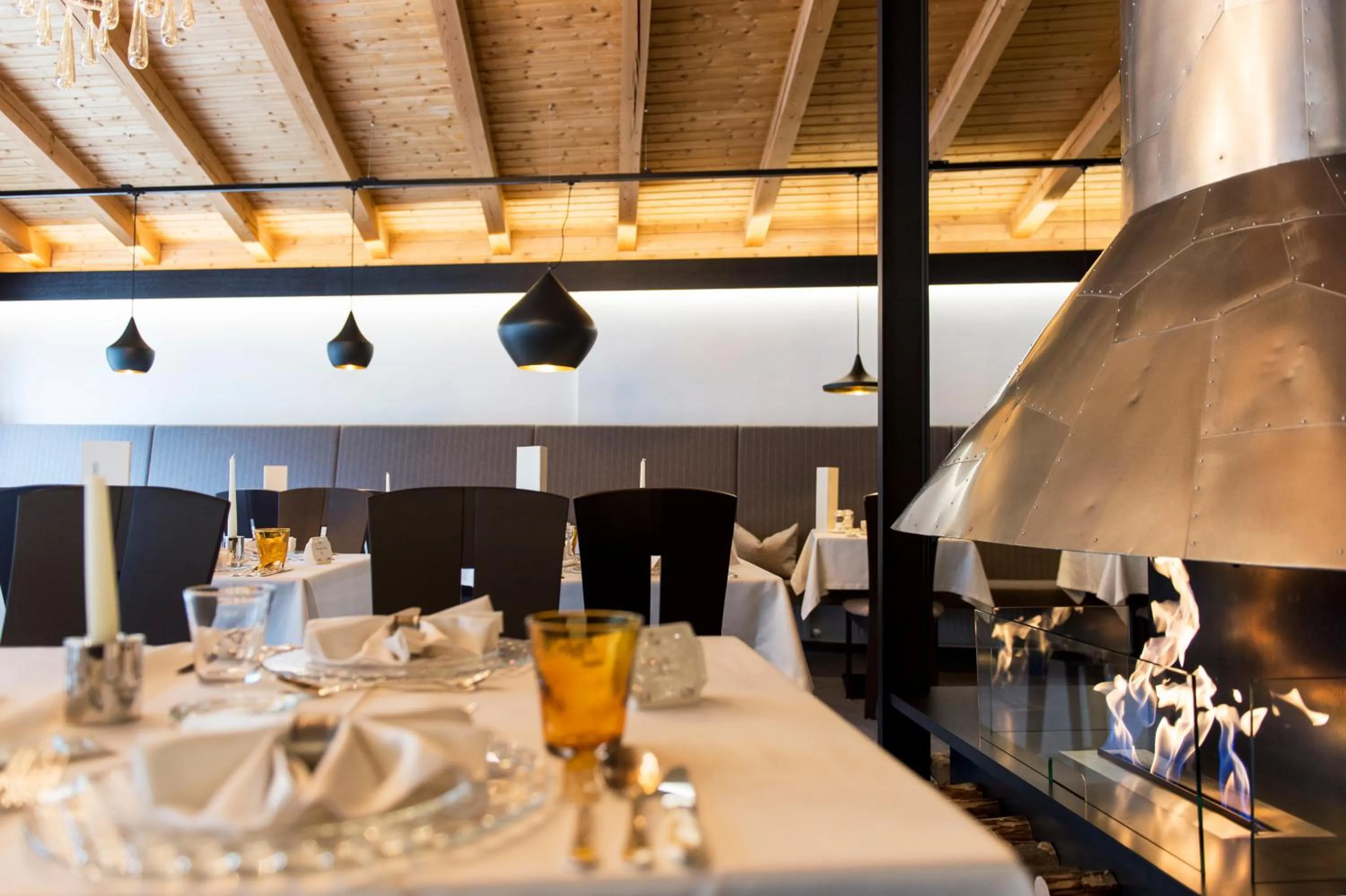 Restaurant/places to eat in ArtHotel Anterleghes - Gardenahotels