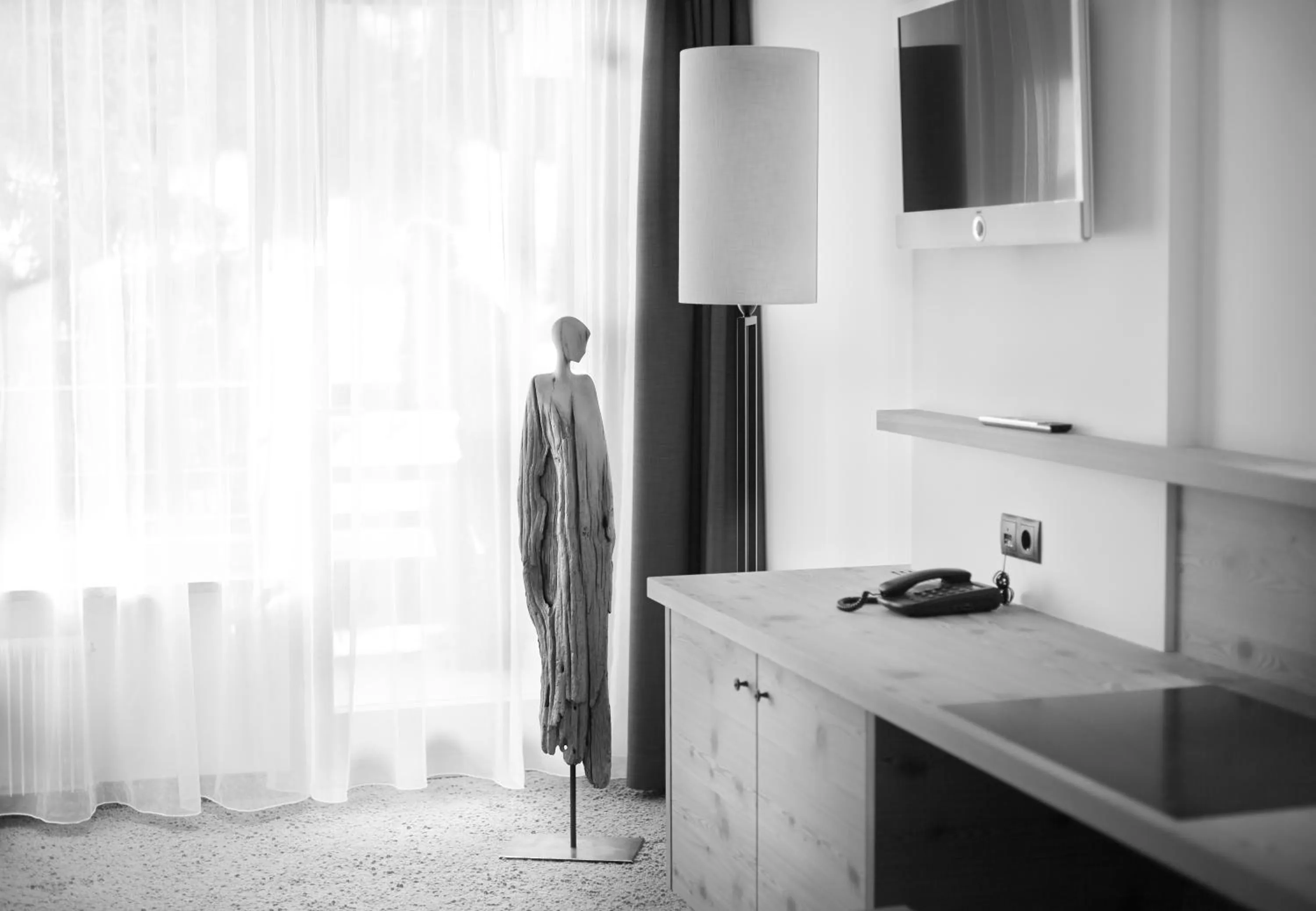 Photo of the whole room in ArtHotel Anterleghes - Gardenahotels