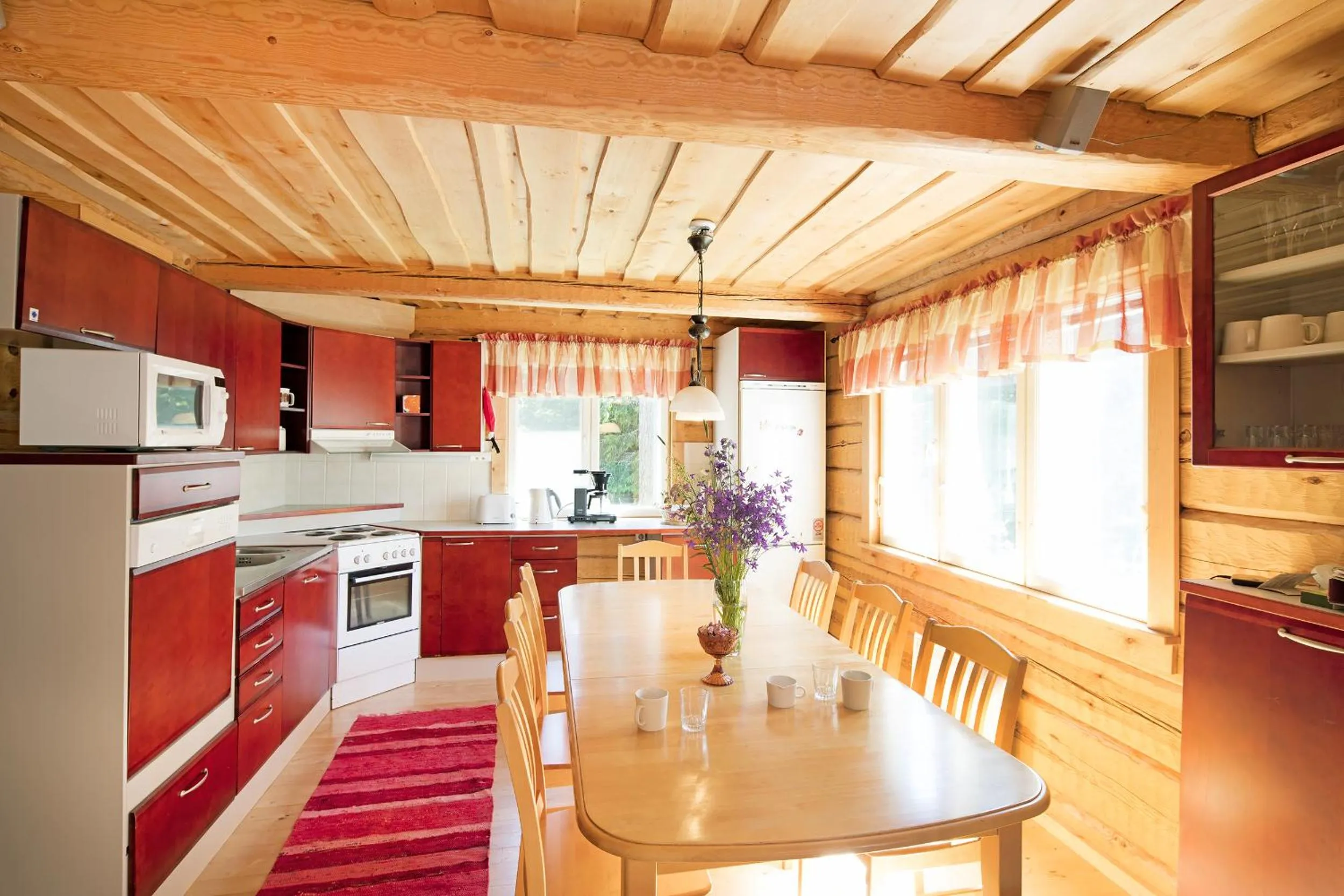 Kitchen or kitchenette in Tervalepikon Torpat