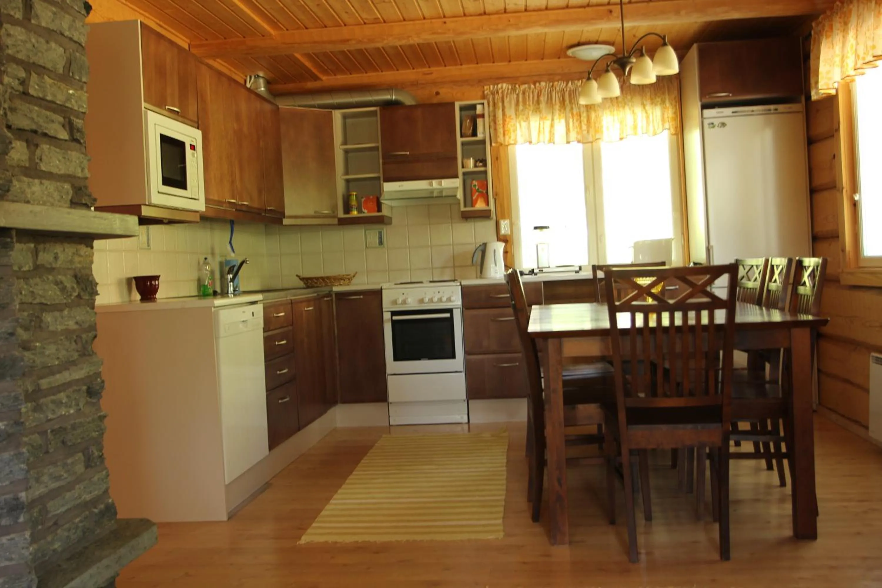 Kitchen or kitchenette in Tervalepikon Torpat