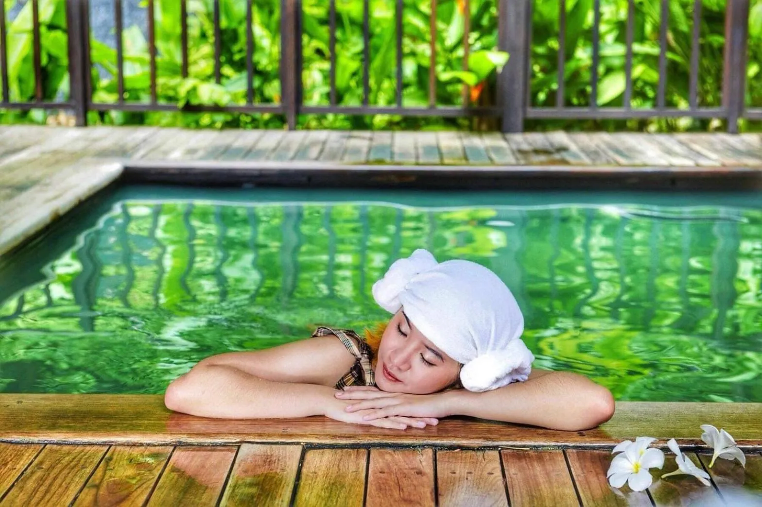 Hot Spring Bath in คุ้มสะเมิง-Samoeng Center