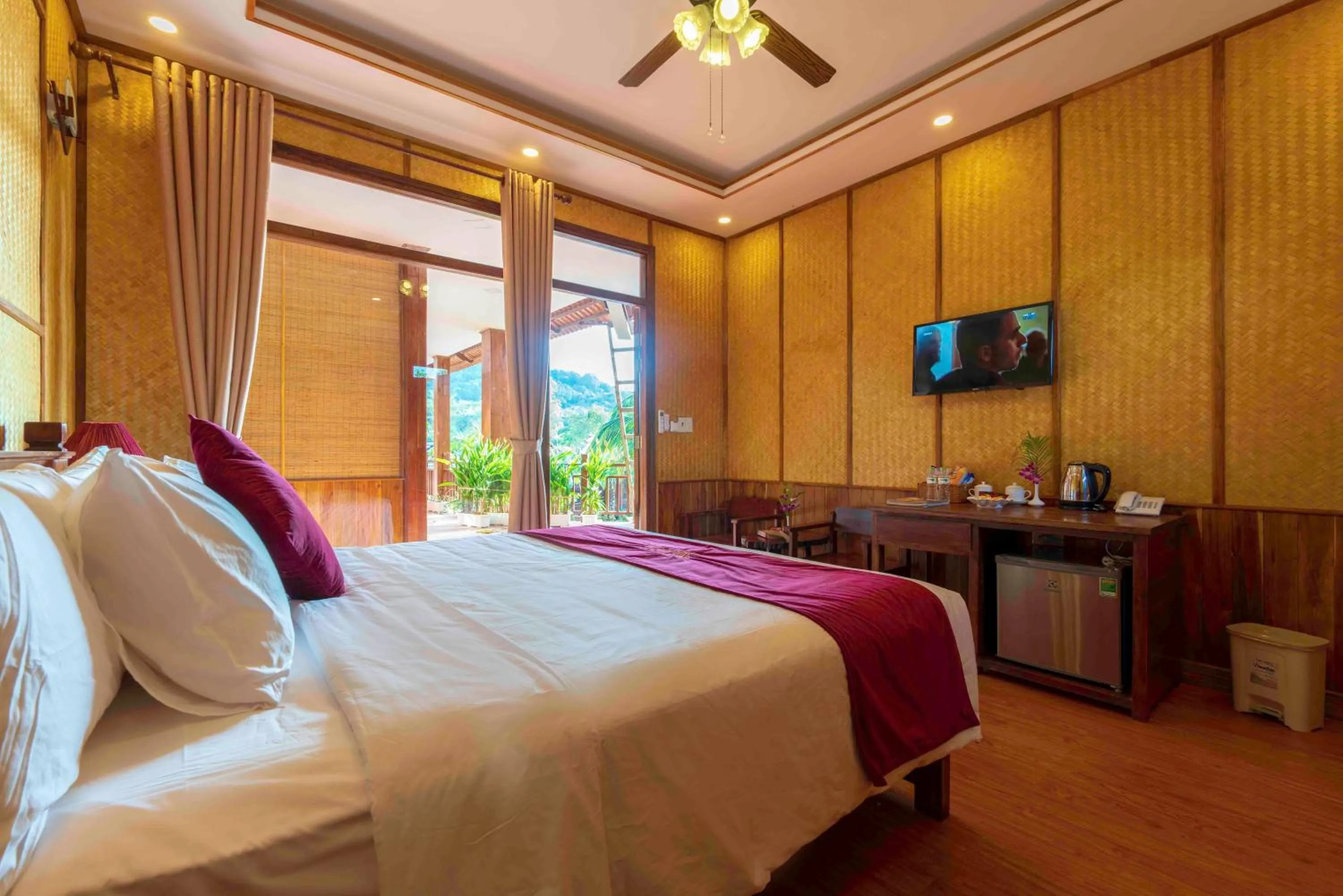 Bedroom, Bed in Phu Quoc Bambusa Resort