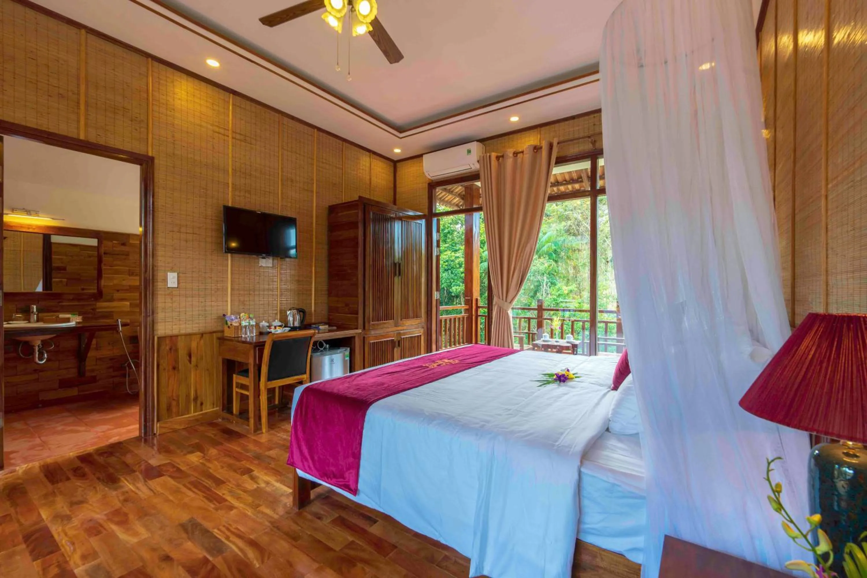 Bedroom, Bed in Phu Quoc Bambusa Resort