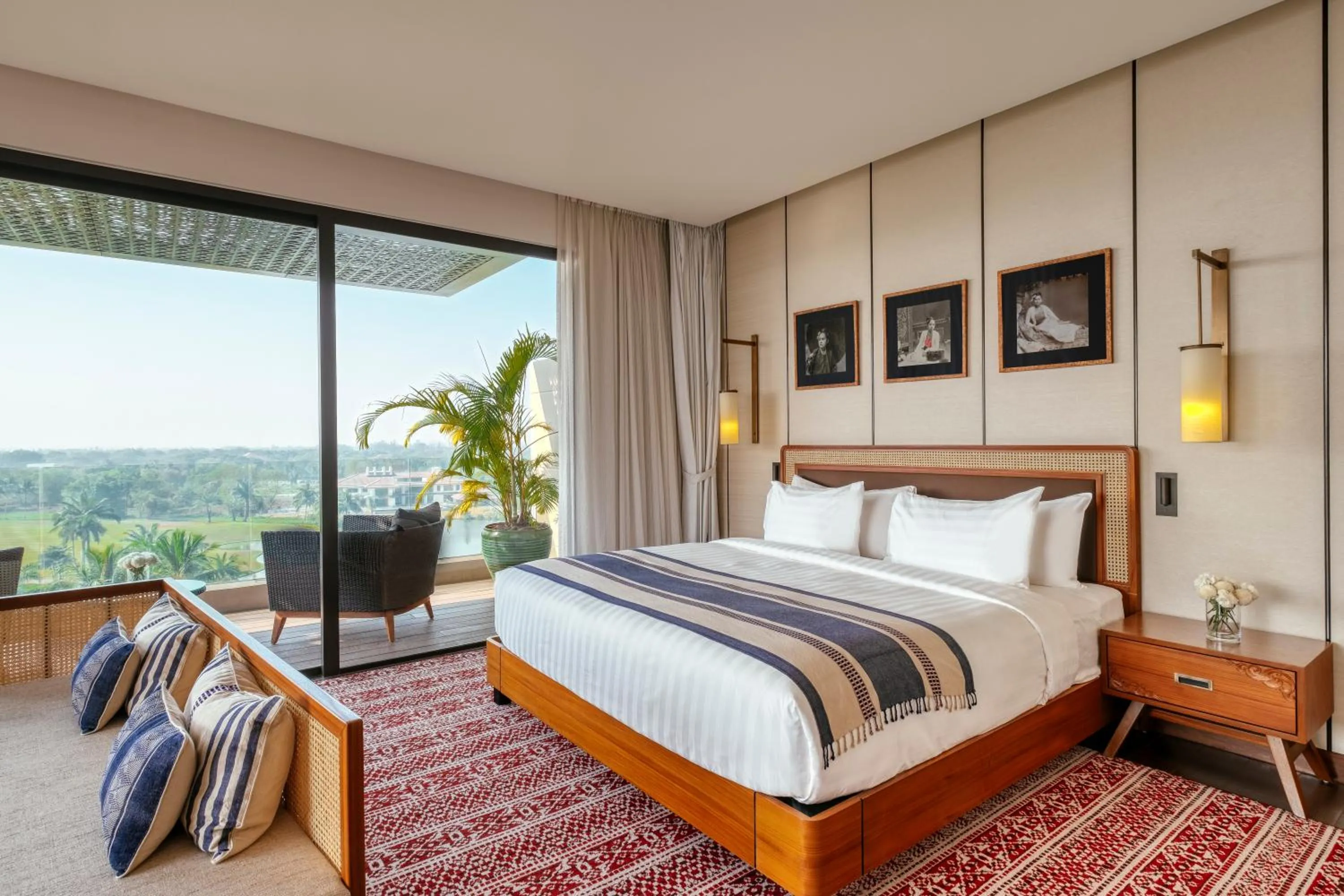 Garden view, Bed in Awei Metta (Yangon)