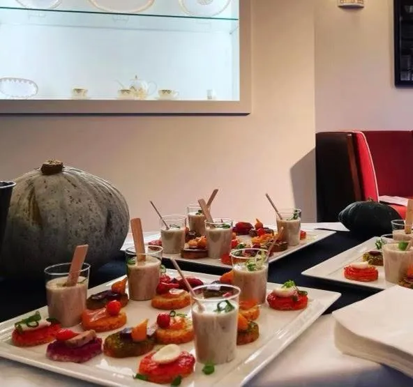 Restaurant/places to eat in Hôtel du Golf Saint Lazare