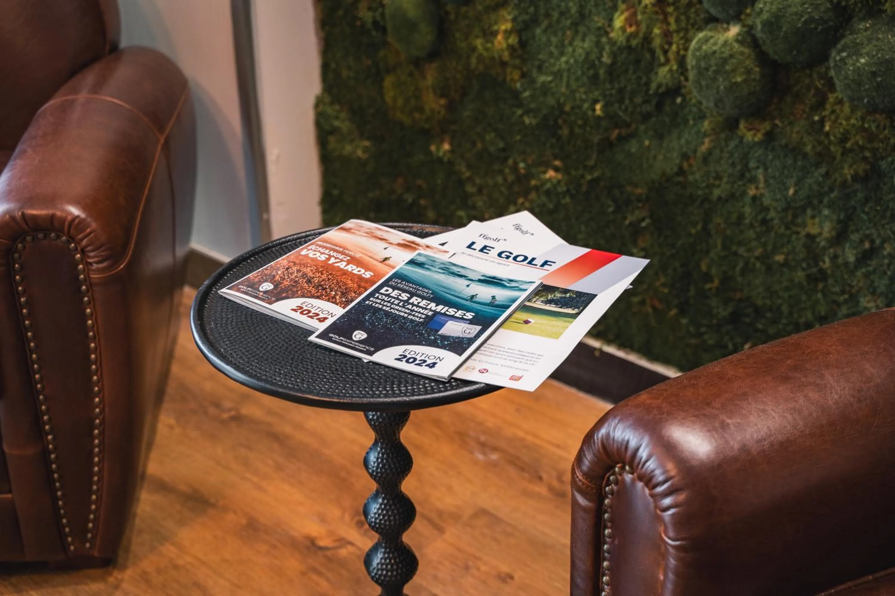 Property building in Hôtel du Golf Saint Lazare