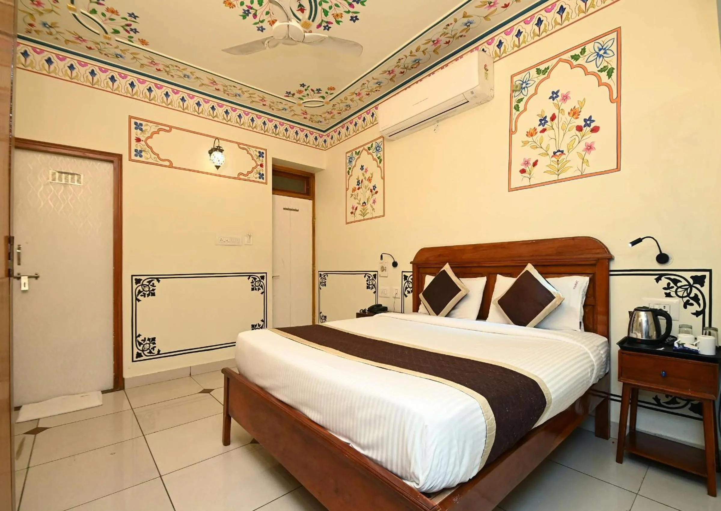 Bed in Virasat Mahal Heritage Hotel-Jaipur City Center