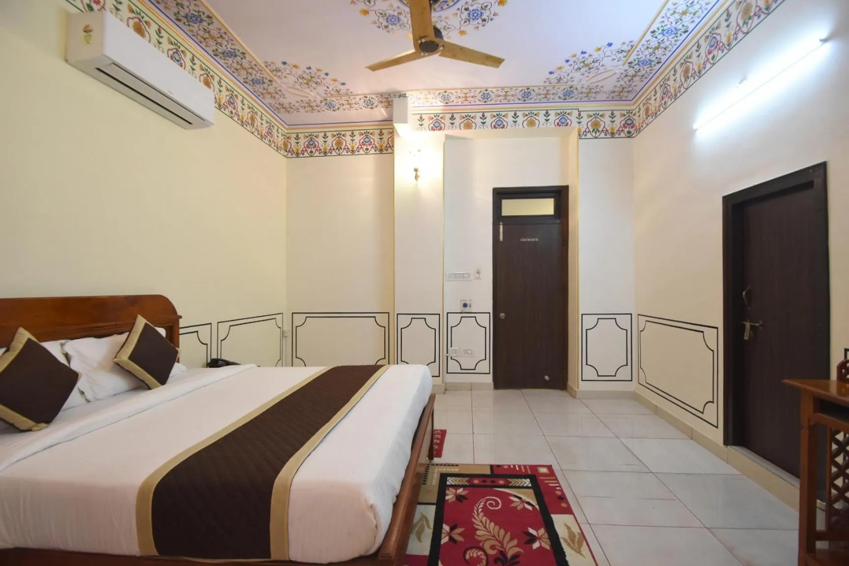 Bedroom, Bed in Virasat Mahal Heritage Hotel-Jaipur City Center