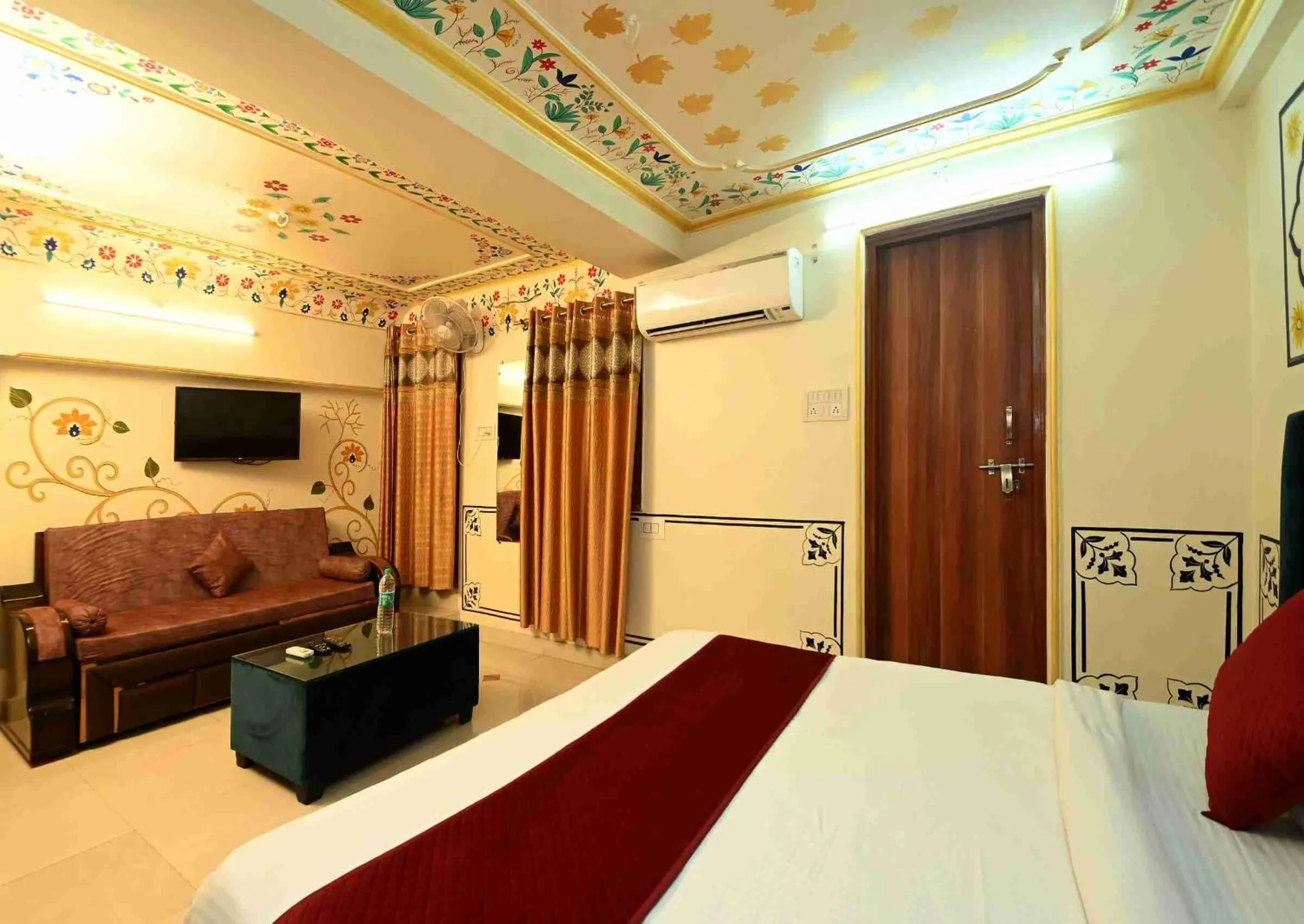 Bathroom, Bed in Virasat Mahal Heritage Hotel-Jaipur City Center