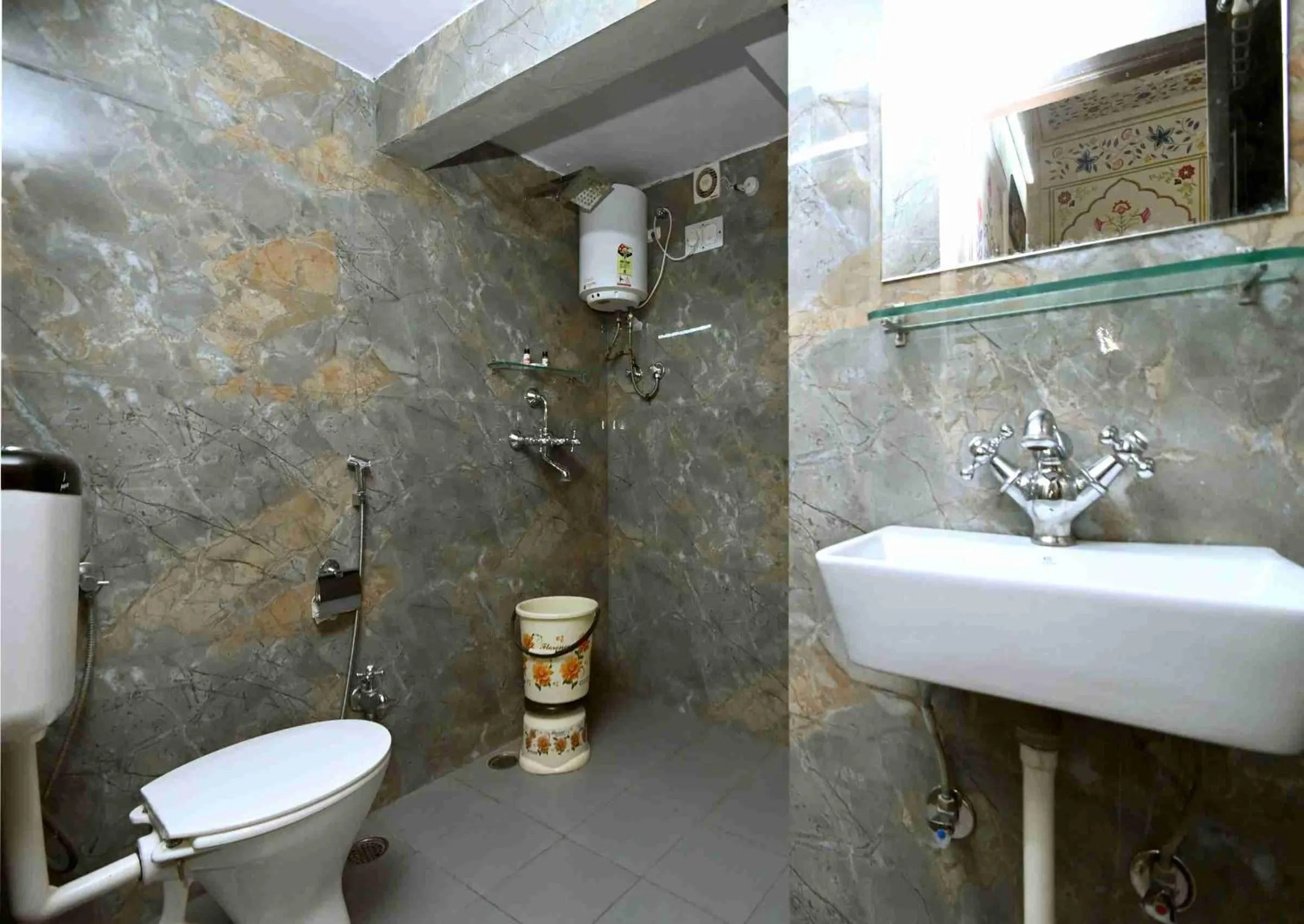 Virasat Mahal Heritage Hotel-Jaipur City Center