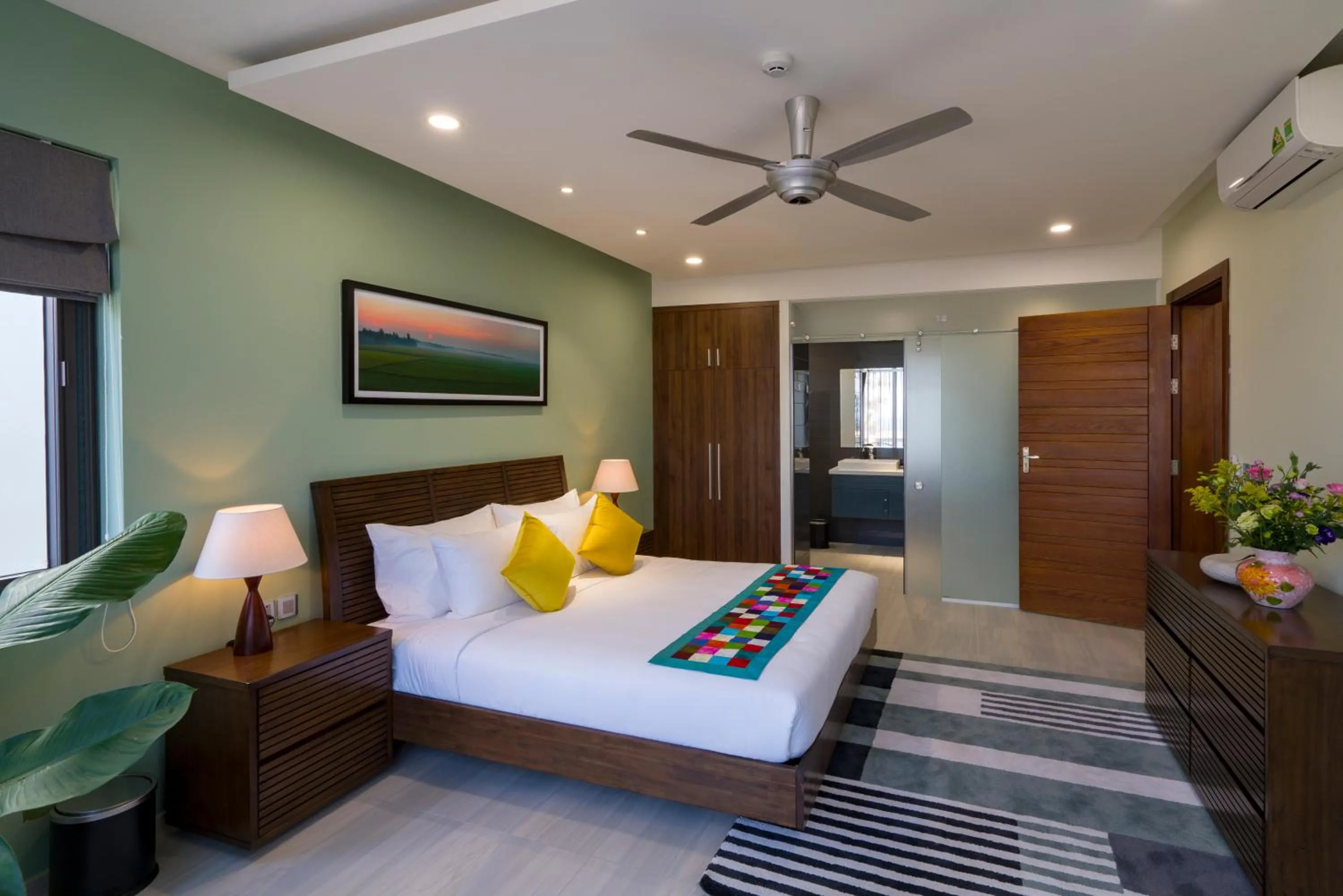 Bed in Beach Haven Suites Hội An Apartment