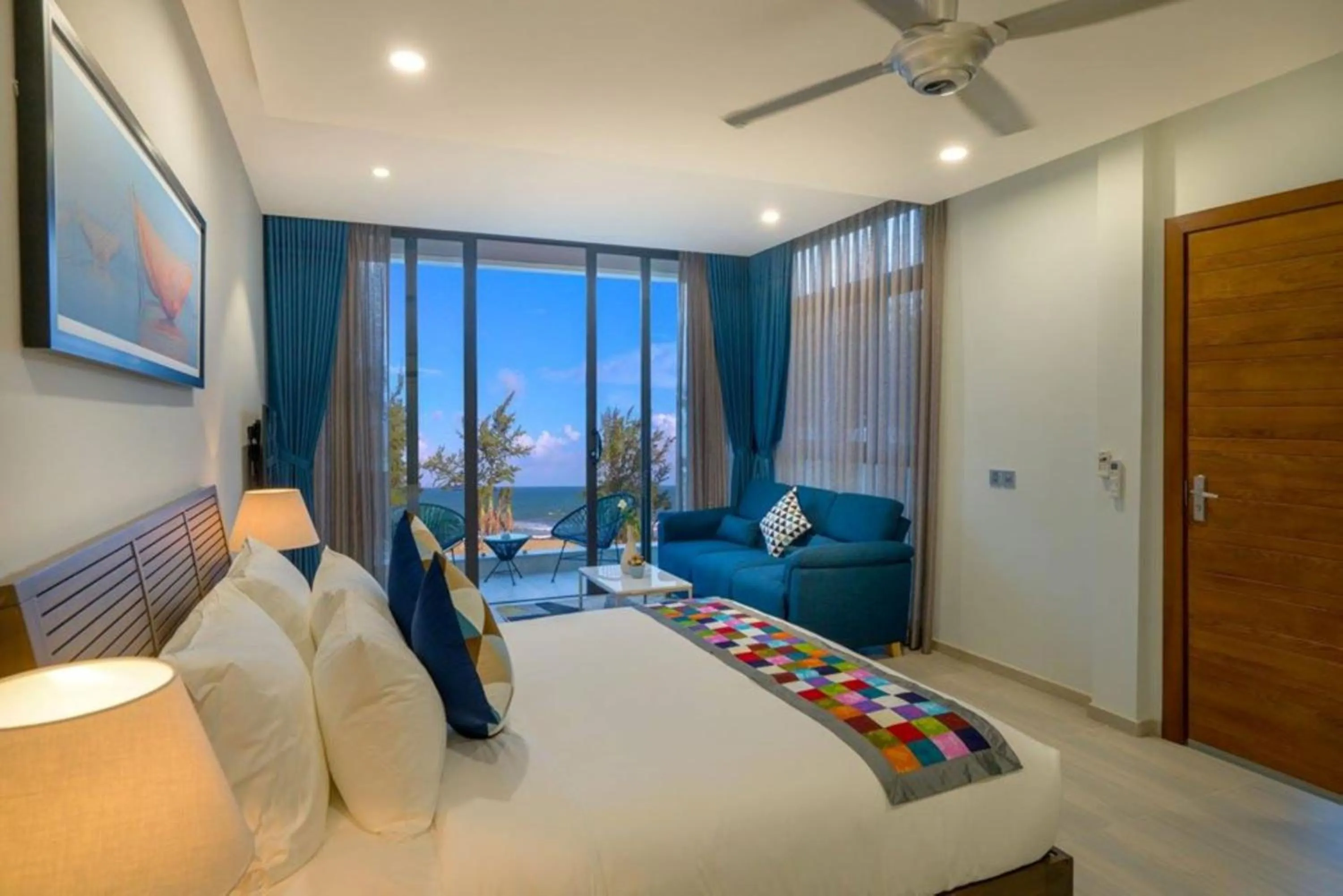 Bed in Beach Haven Suites Hội An Apartment