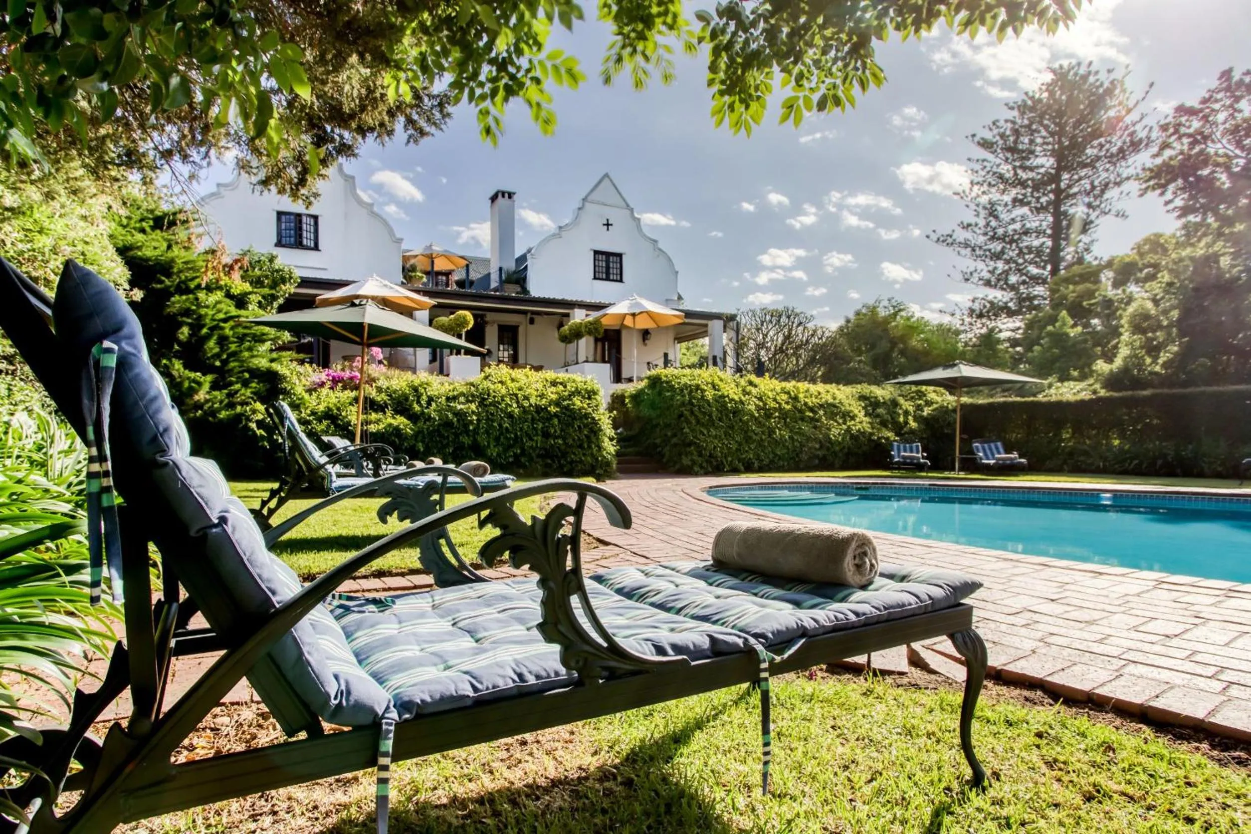 Pool view in Vredenburg Manor House
