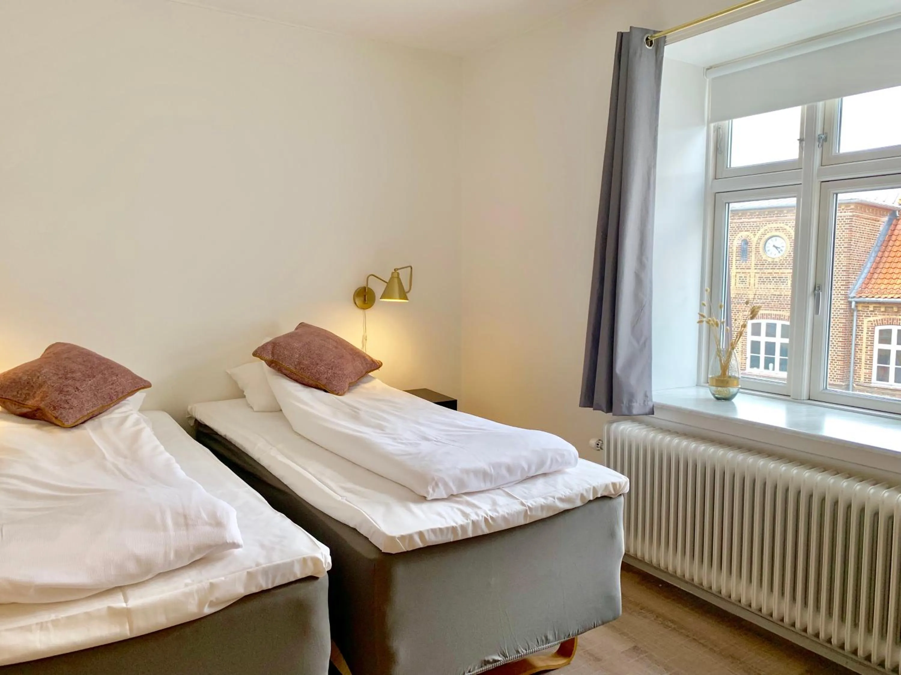 Bed in Hotel Schaumburg