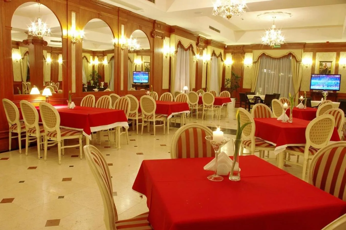 Restaurant/places to eat in Jaśminowy Dwór