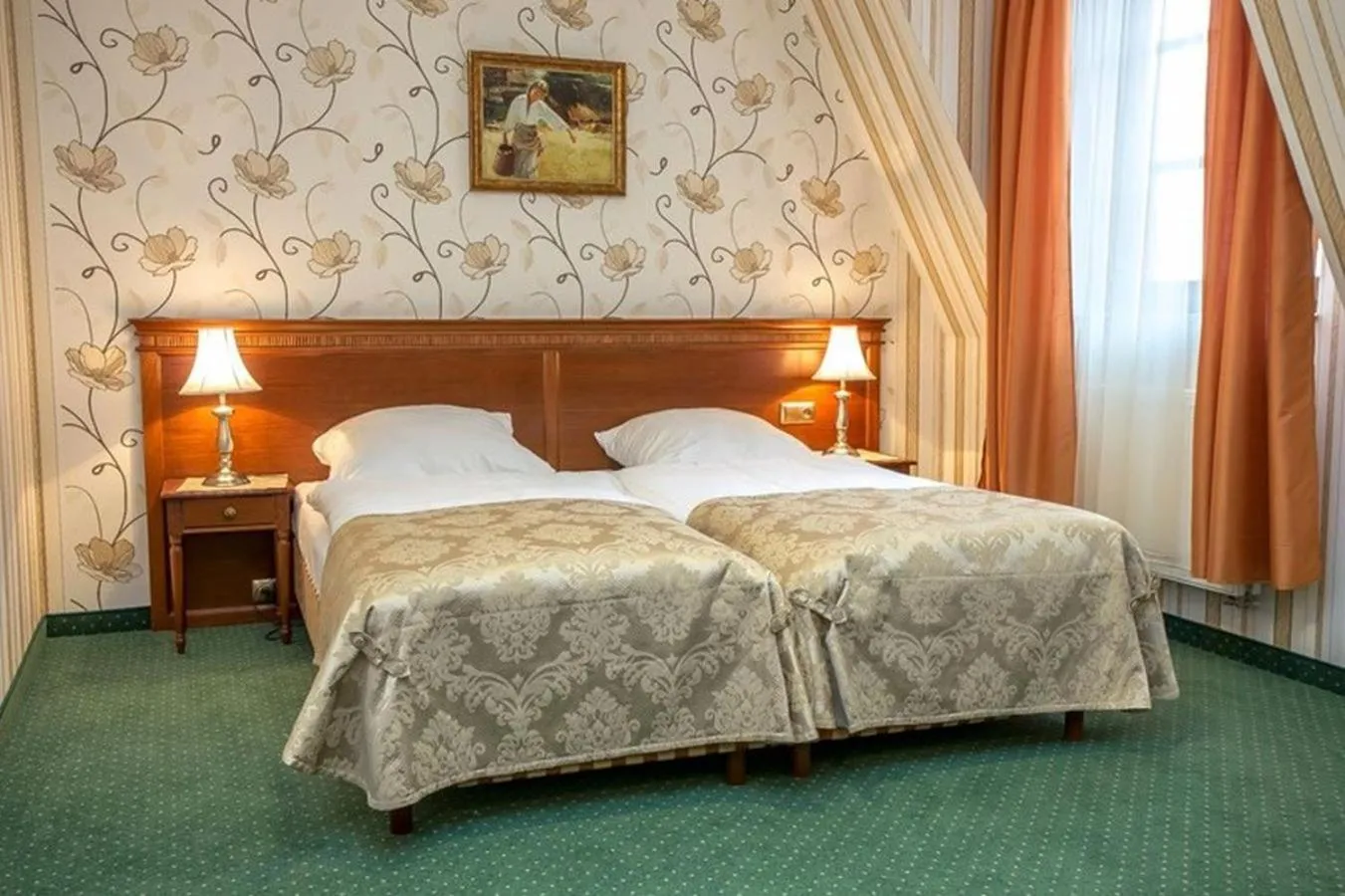 Bed in Jaśminowy Dwór