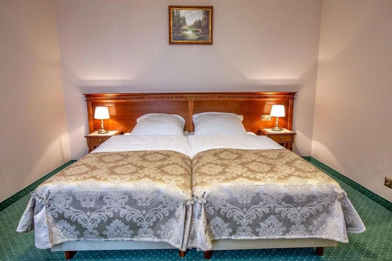 Bed in Jaśminowy Dwór