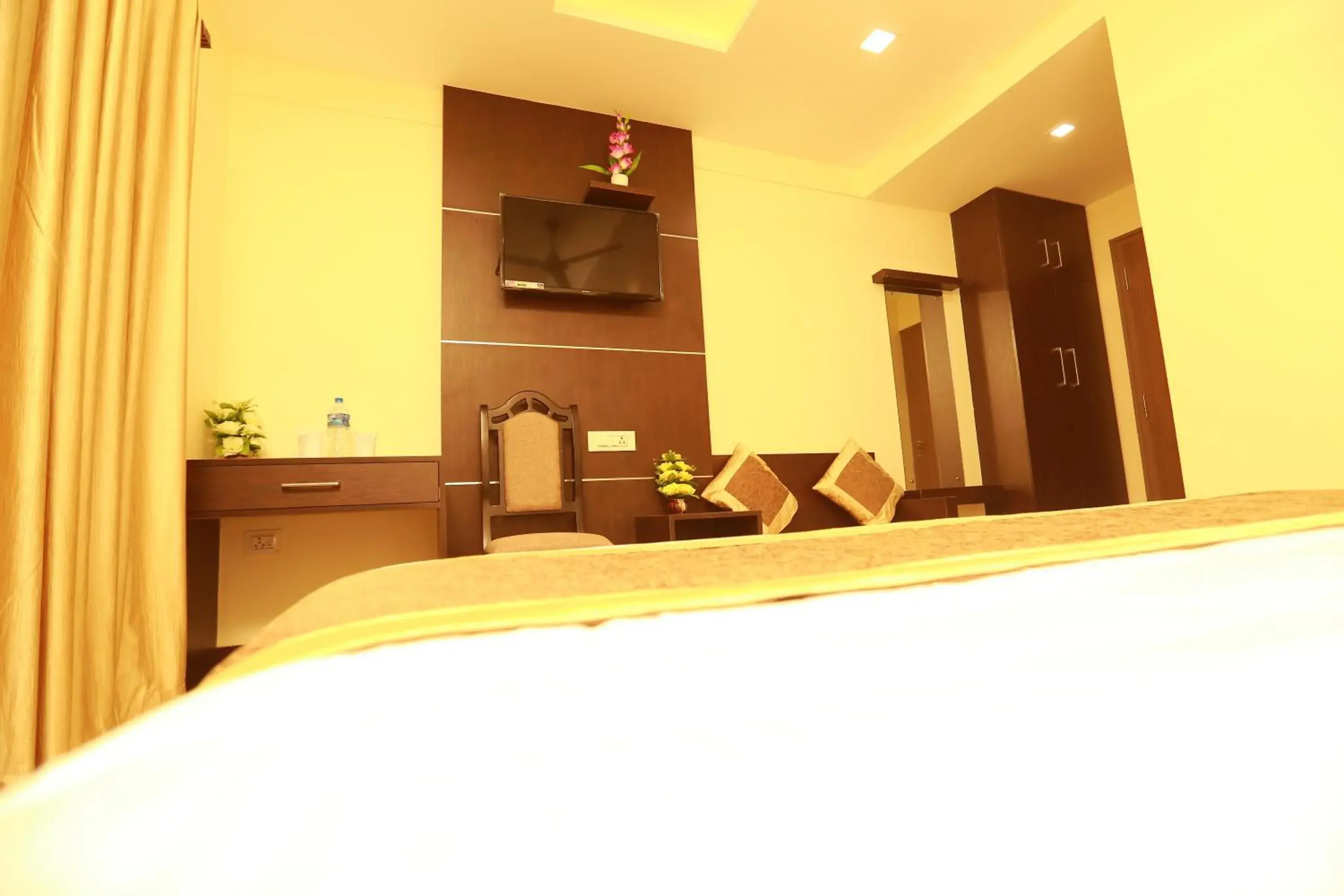 Bedroom in The Crescent Suites Bedroom in The Crescent Suites