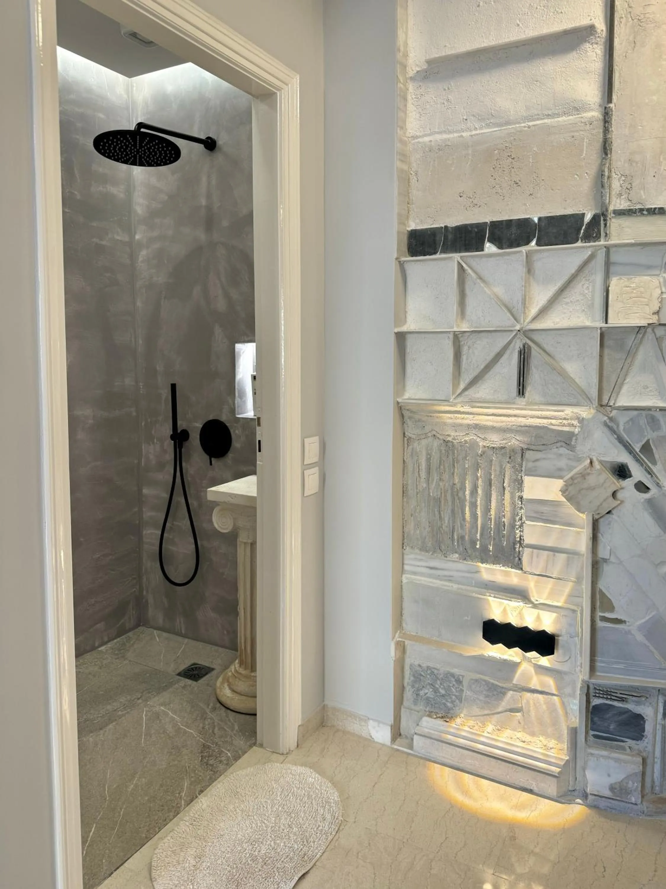 Shower in Friends & Family