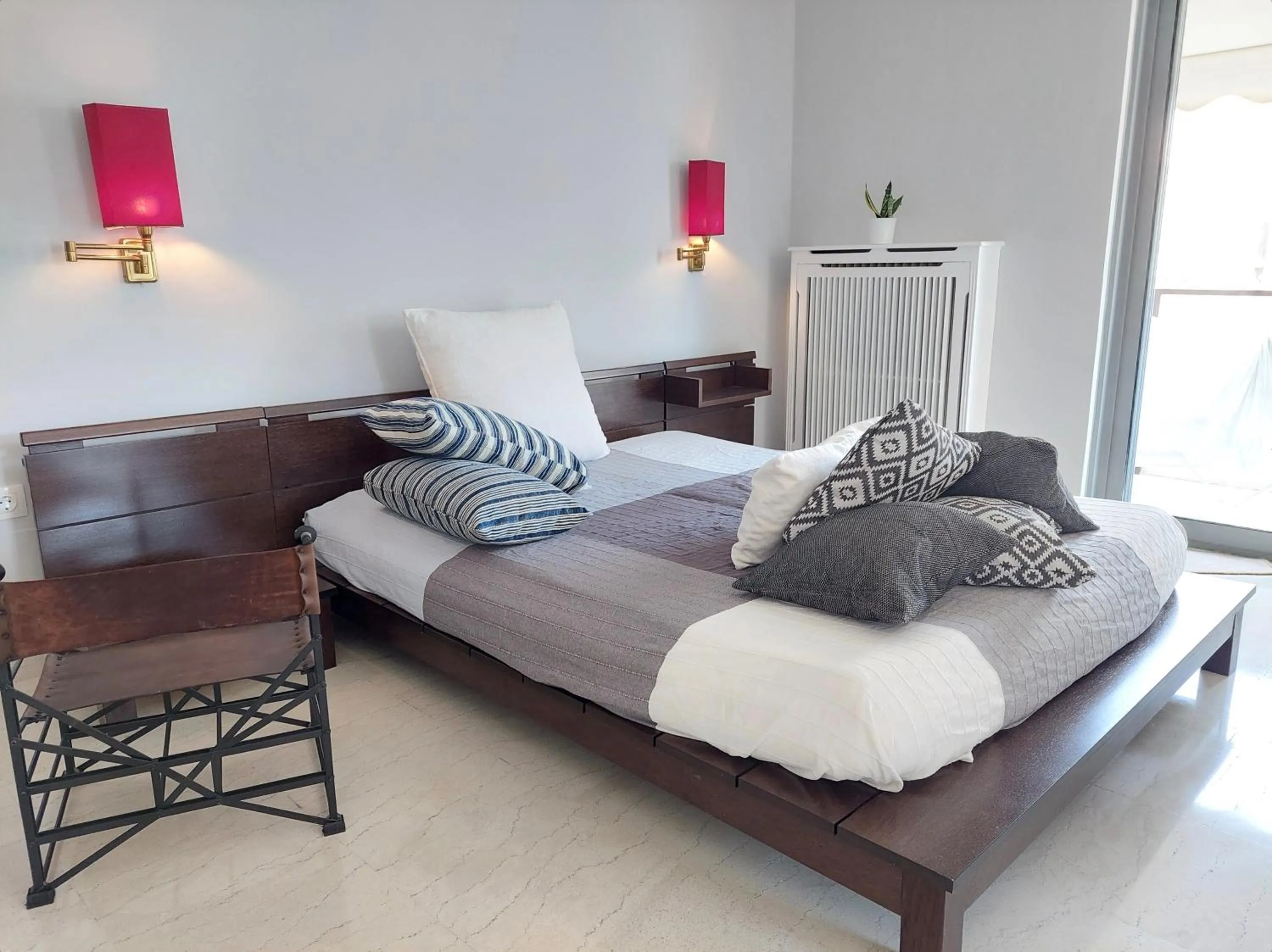 Bed in Friends & Family