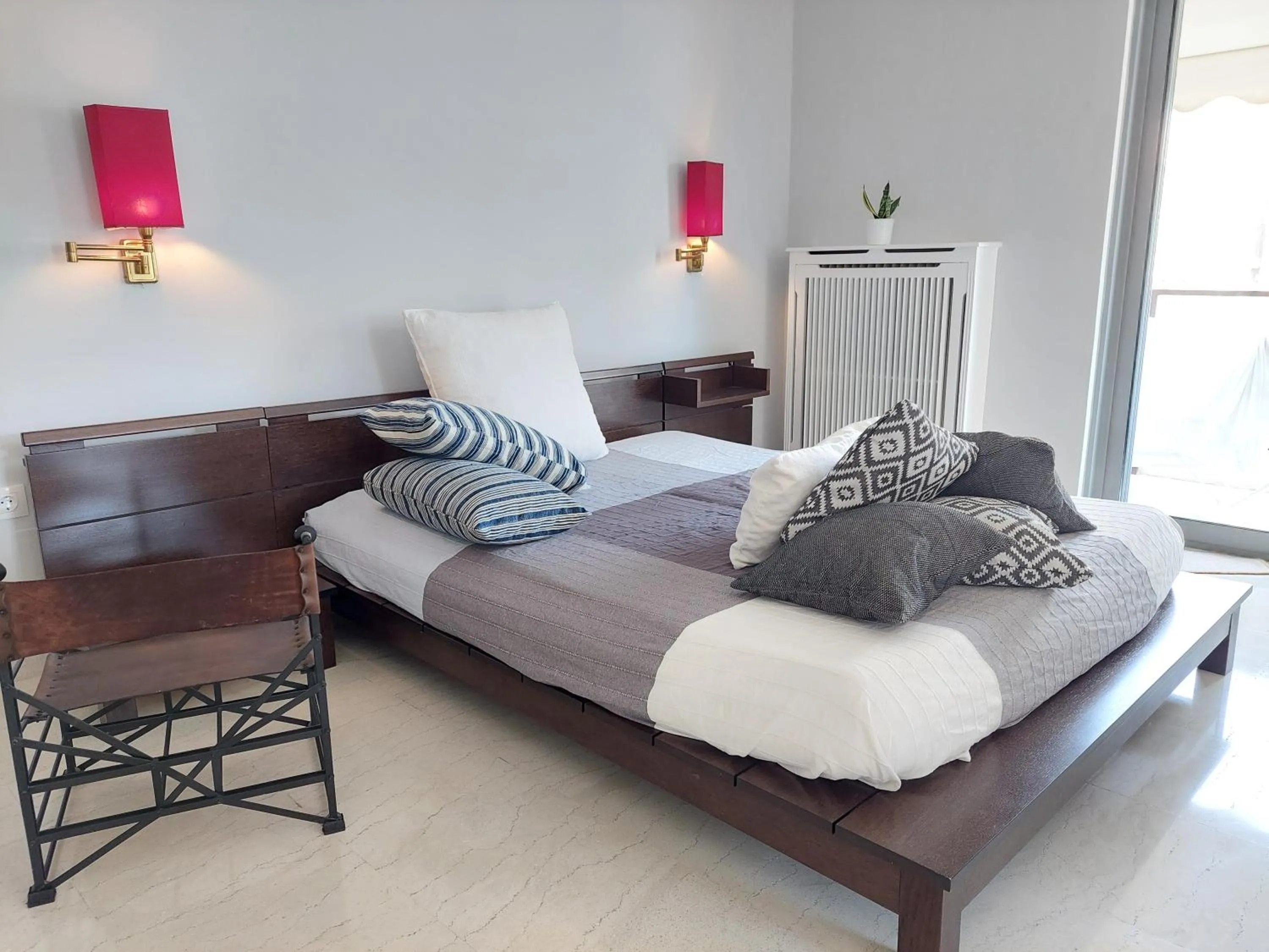 Bed in Friends & Family