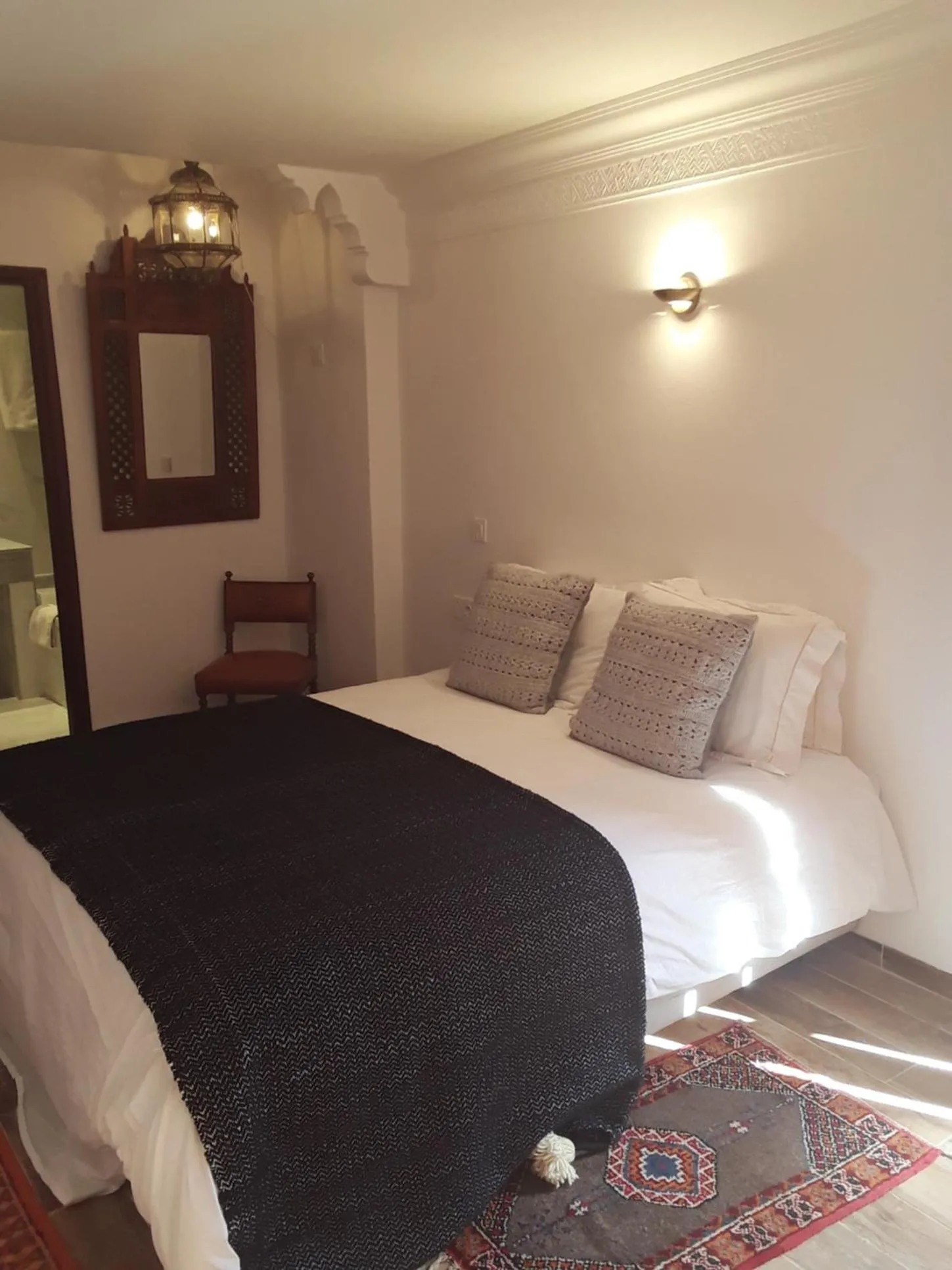 Bed in Domaine de la Roseraie Resort