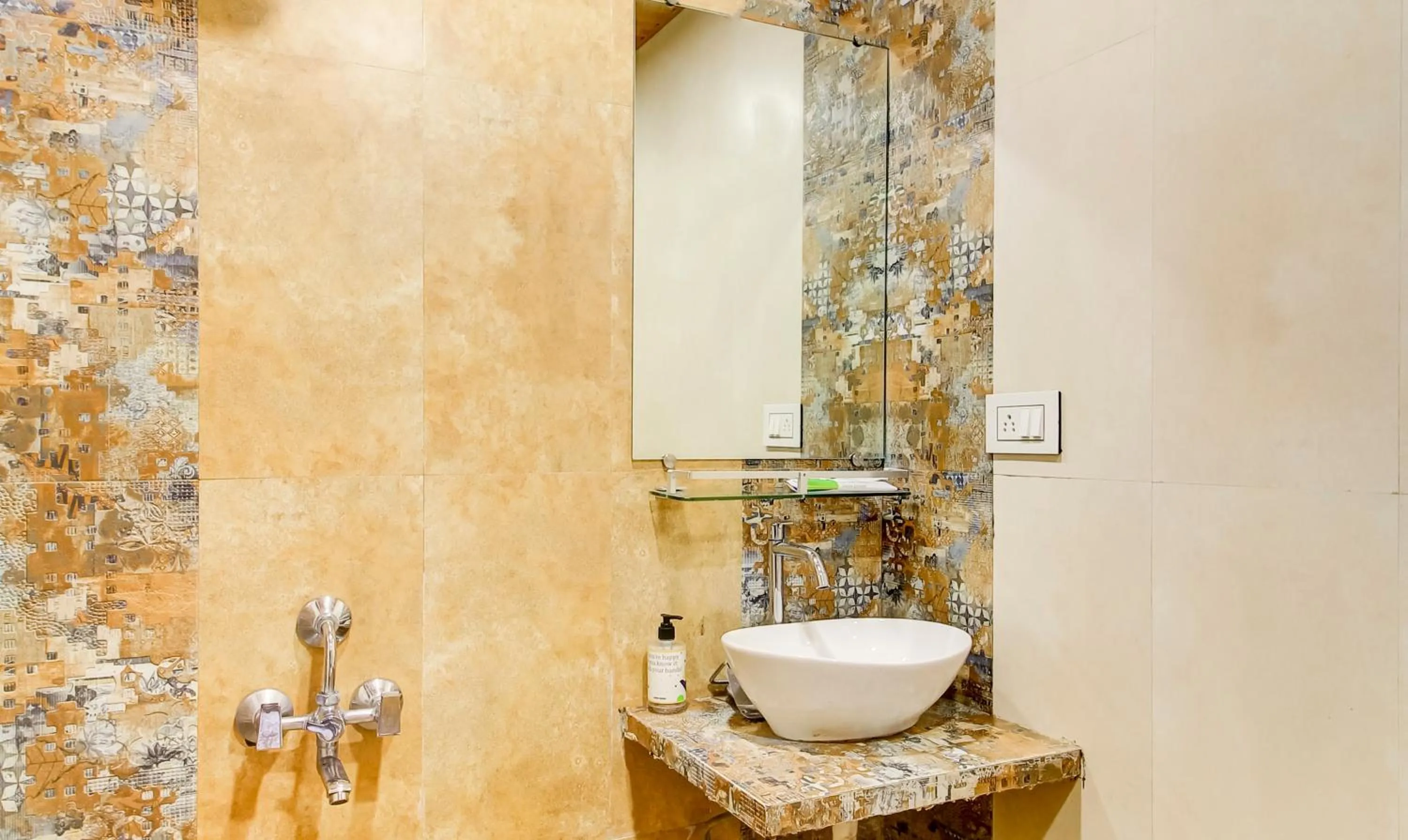 Bathroom in Itsy Hotels The New Hill Retreat, Near Mahabaleshwar State Transport Bus station