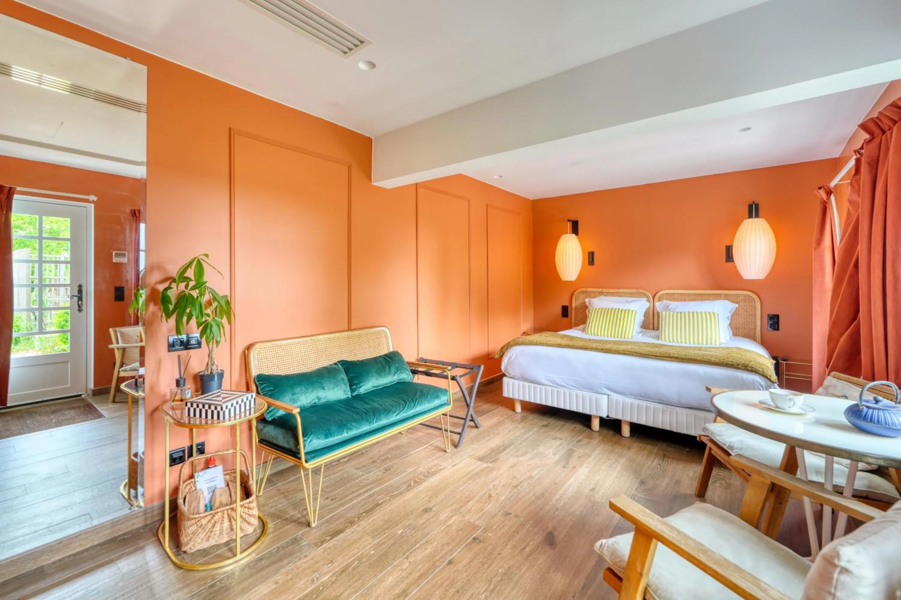 Photo of the whole room, Bed in Domaine de Bellevue - Restaurant & Spa