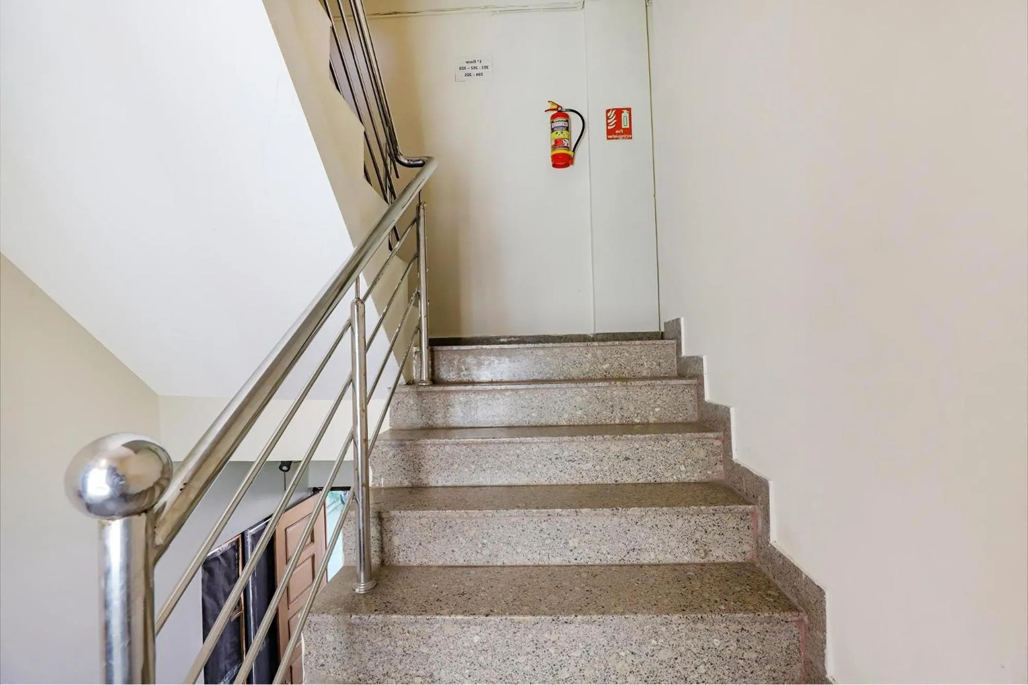 Lobby or reception in Via Osca Inn