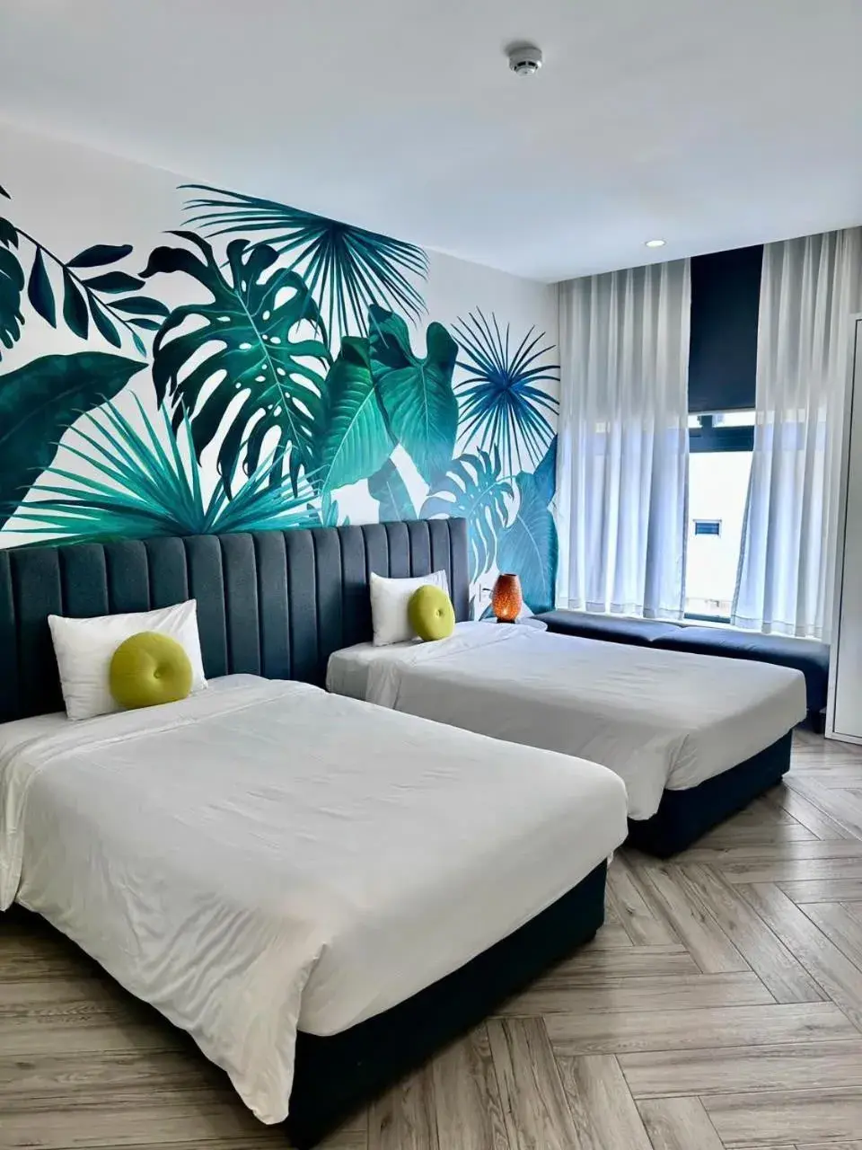 Classic Twin Room in Len's Hotel Classic Twin Room in Len's Hotel