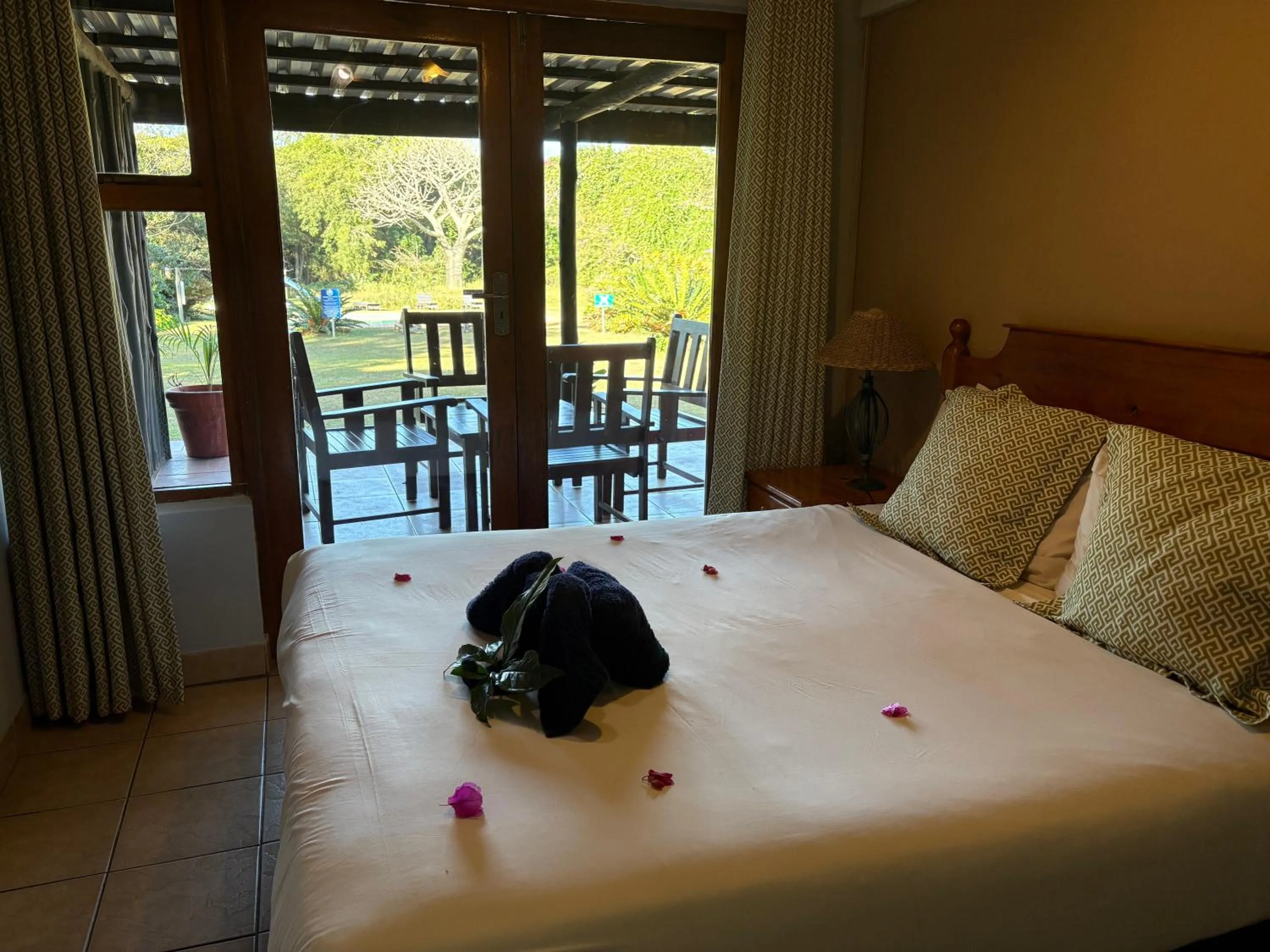 Bed in Gooderson Bushlands Game Lodge