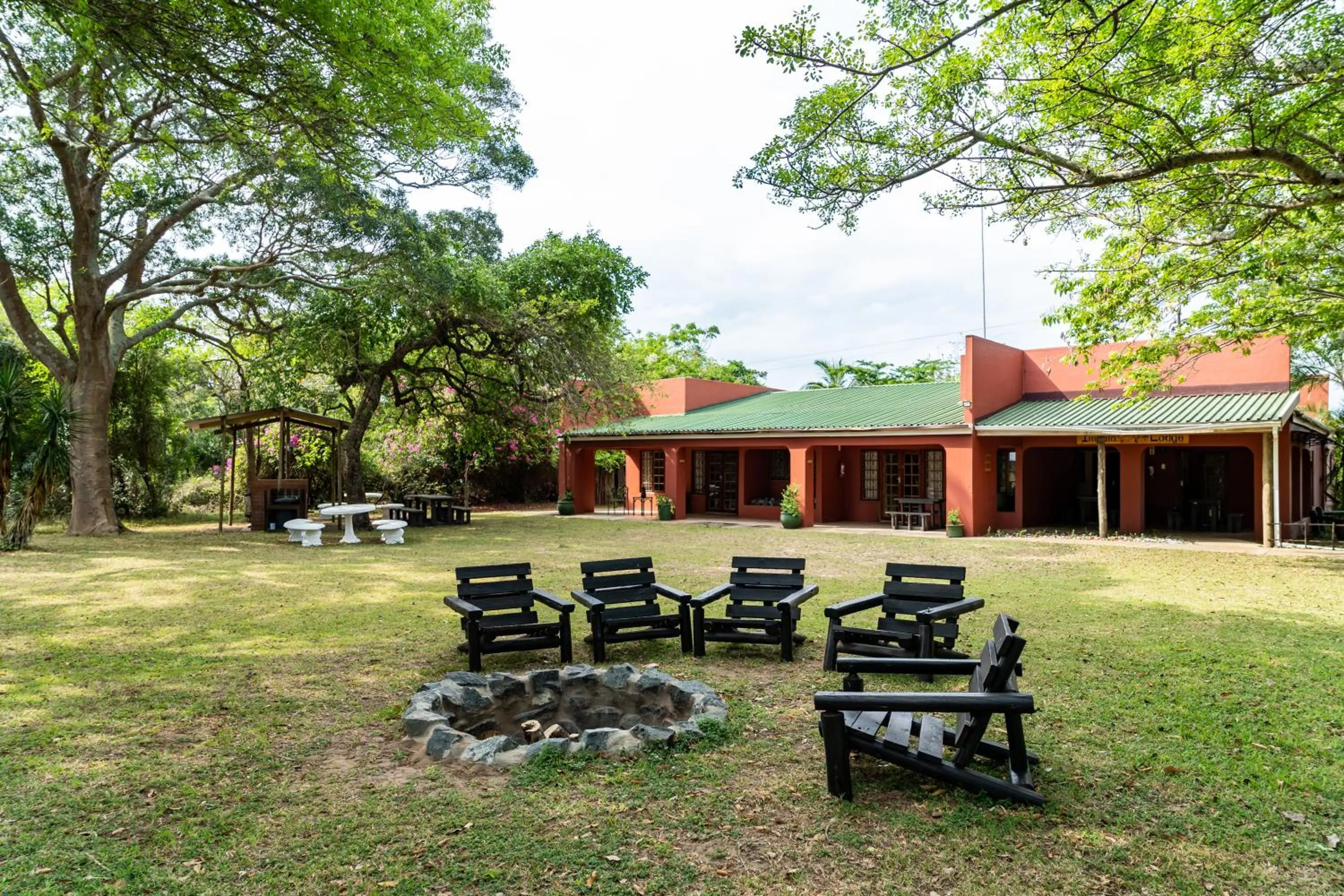 BBQ facilities in Gooderson Bushlands Game Lodge