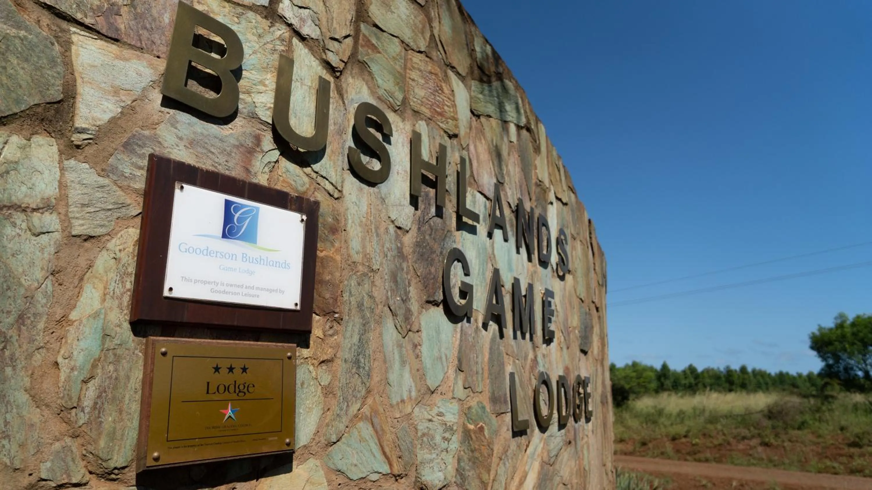 Facade/entrance in Gooderson Bushlands Game Lodge