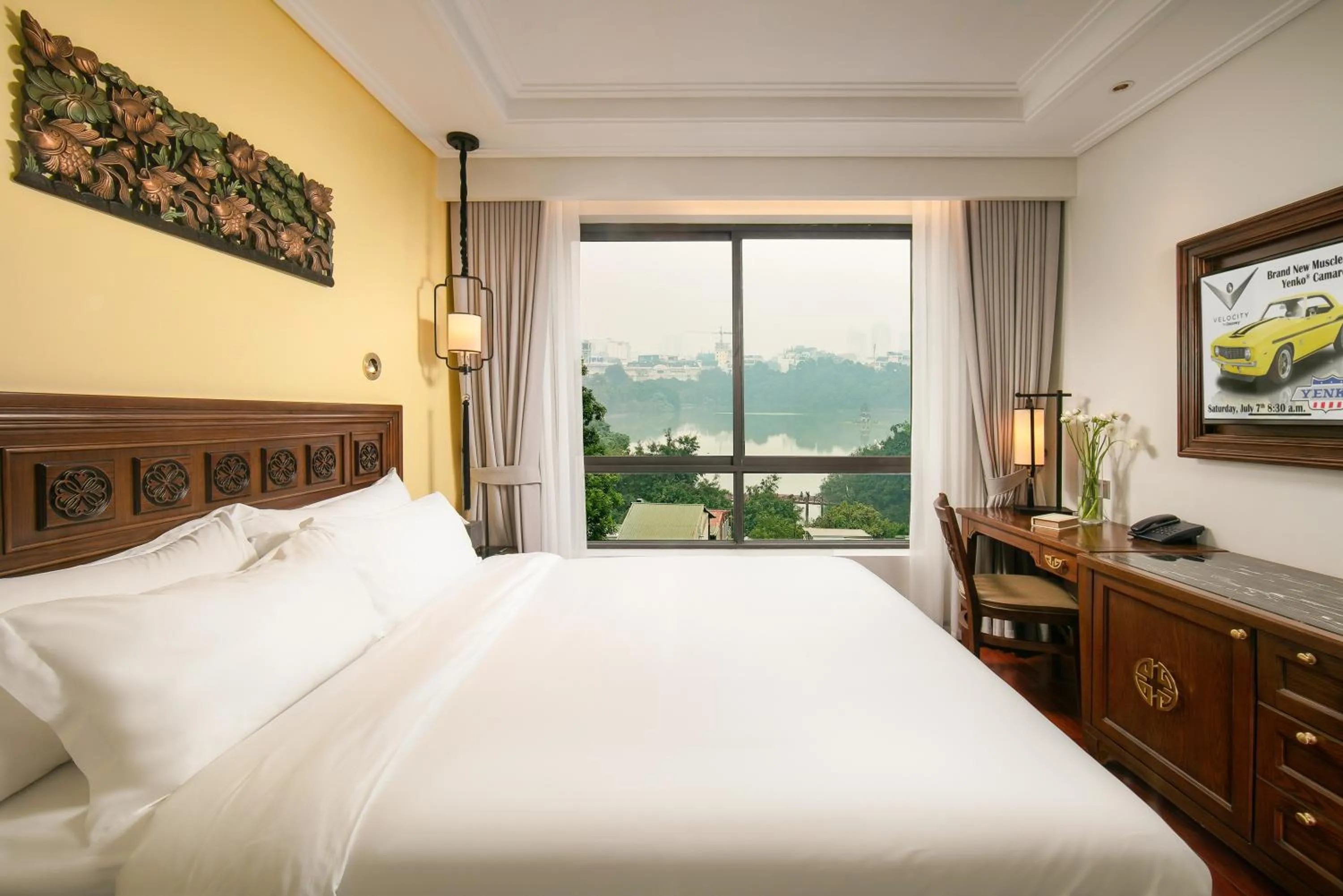 Lake view, Bed in San Grand Hotel & Spa