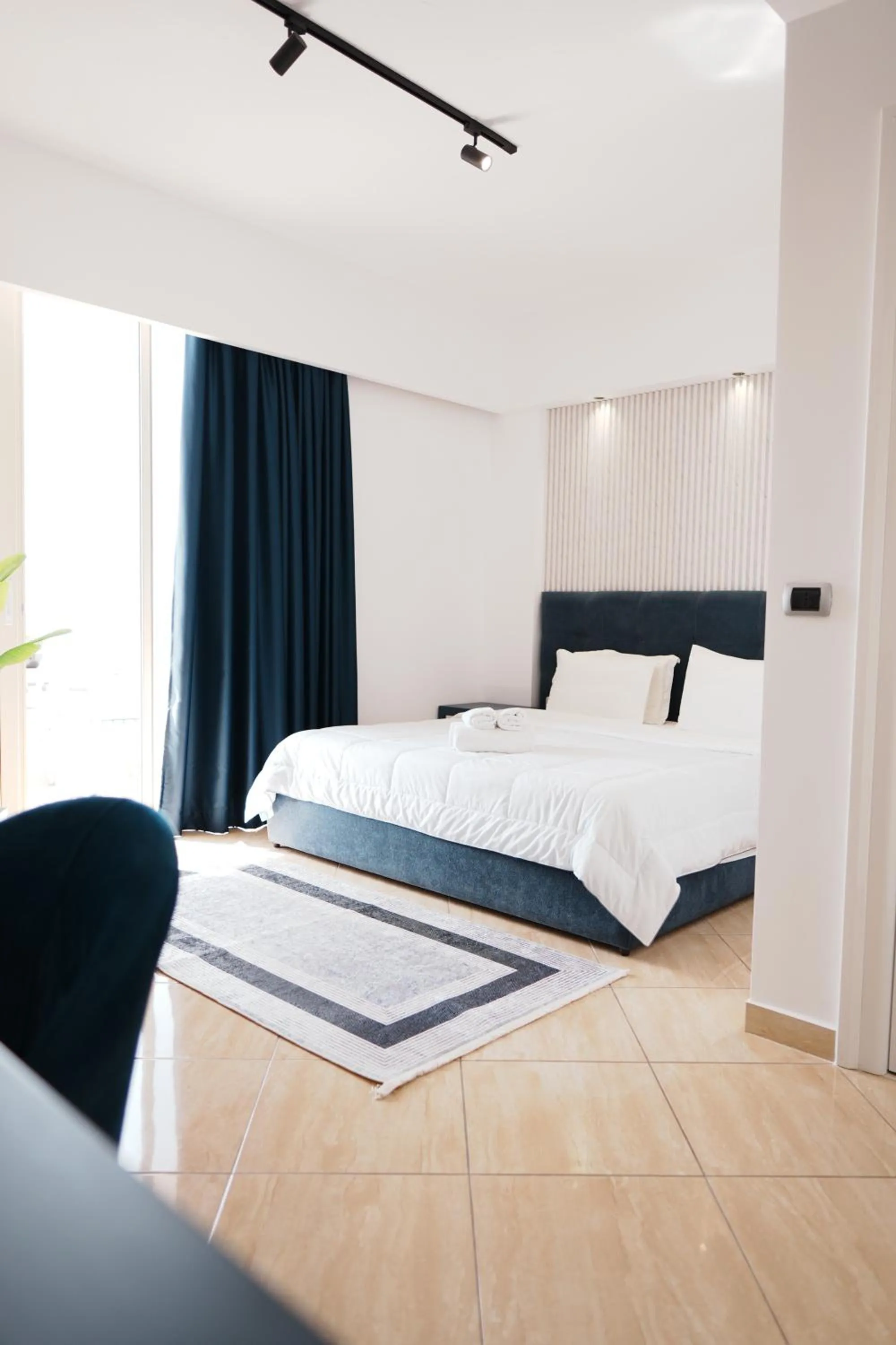 Photo of the whole room in Hotel Blue Sky