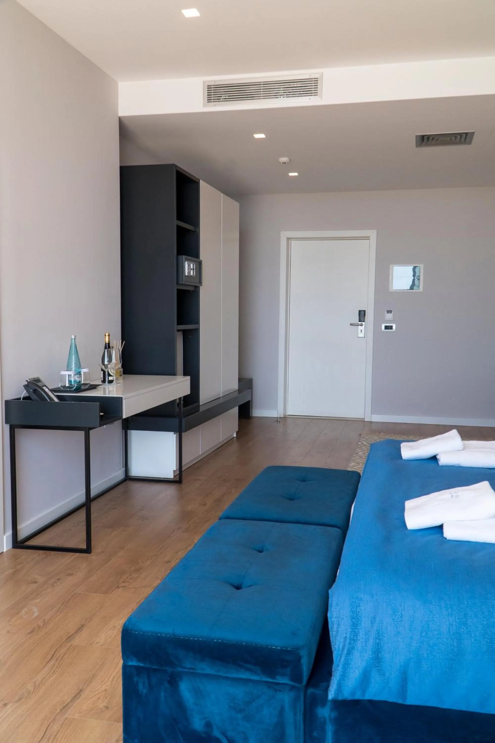 Bedroom in Hotel Blue Sky