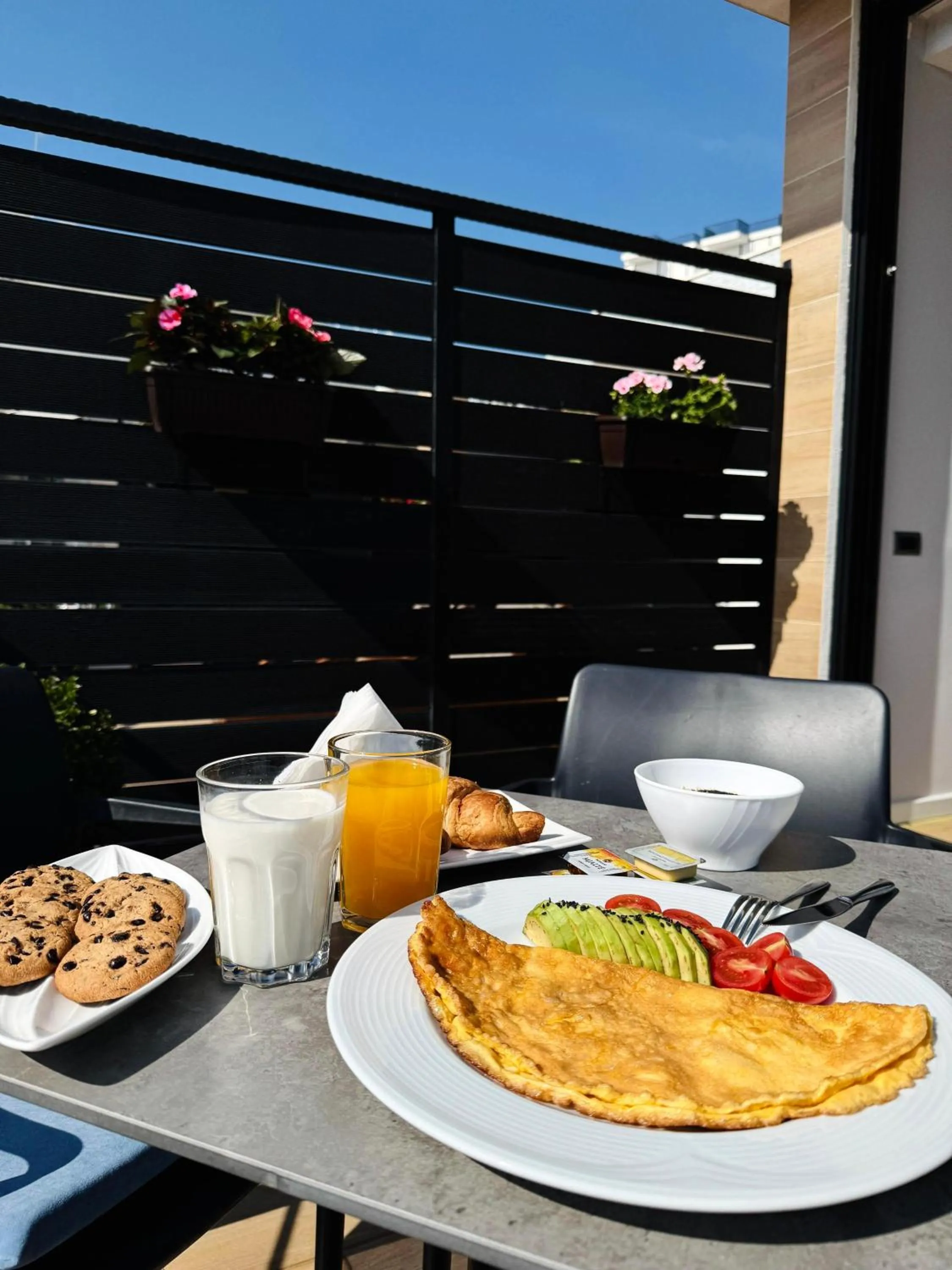 Day in Hotel Blue Sky