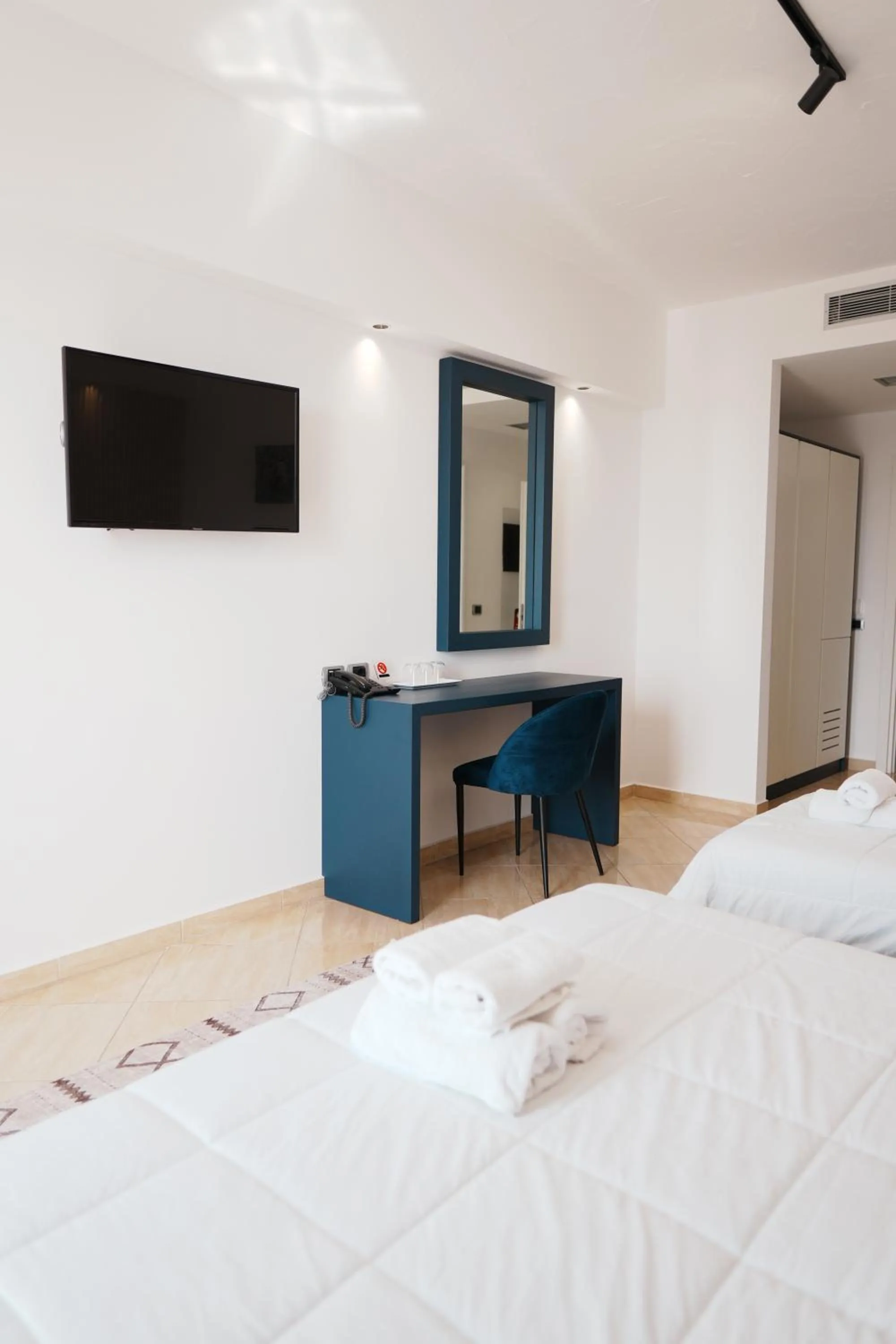 Bed in Hotel Blue Sky