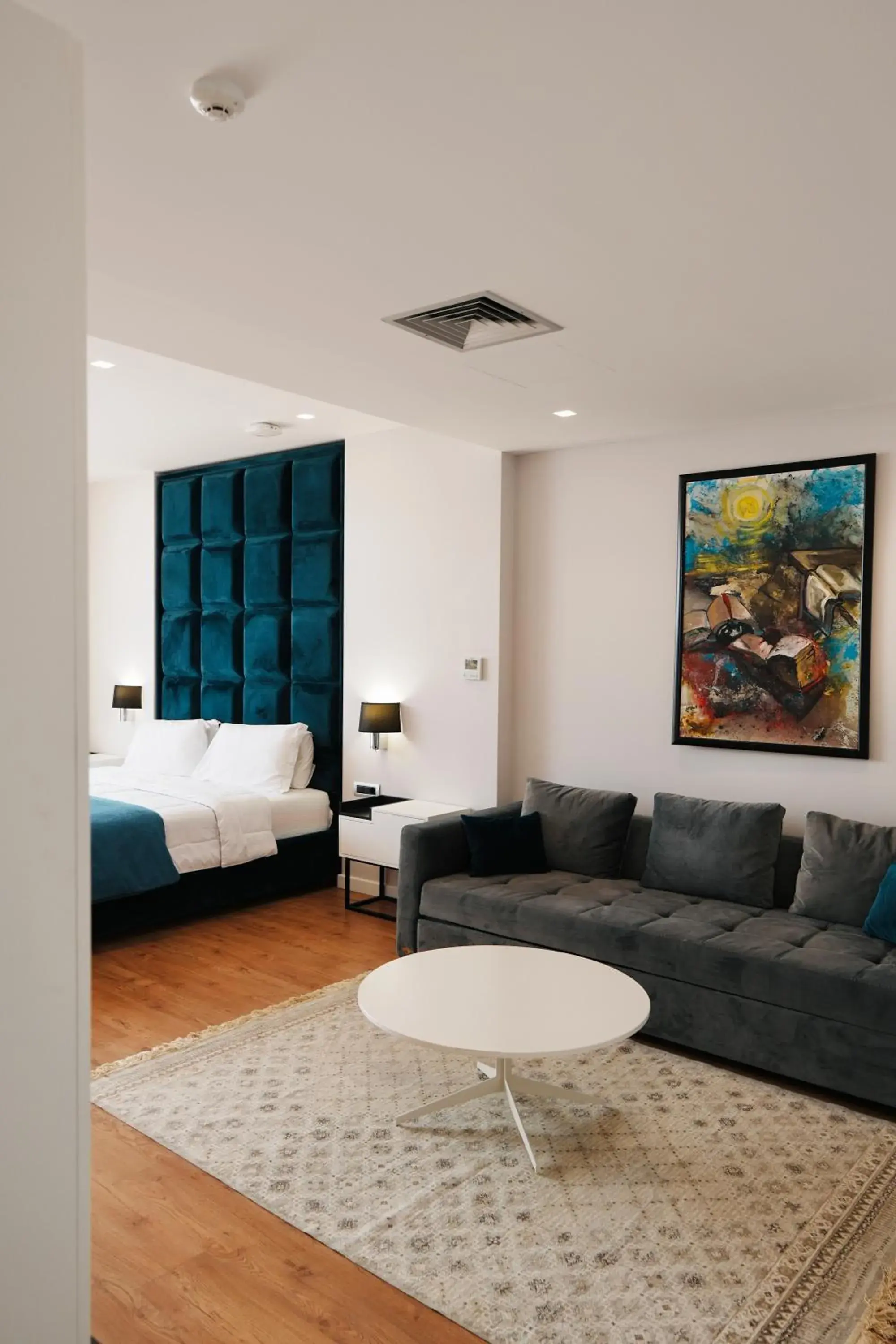 Deluxe Suite with Terrace and Sea View in Hotel Blue Sky Deluxe Suite with Terrace and Sea View in Hotel Blue Sky