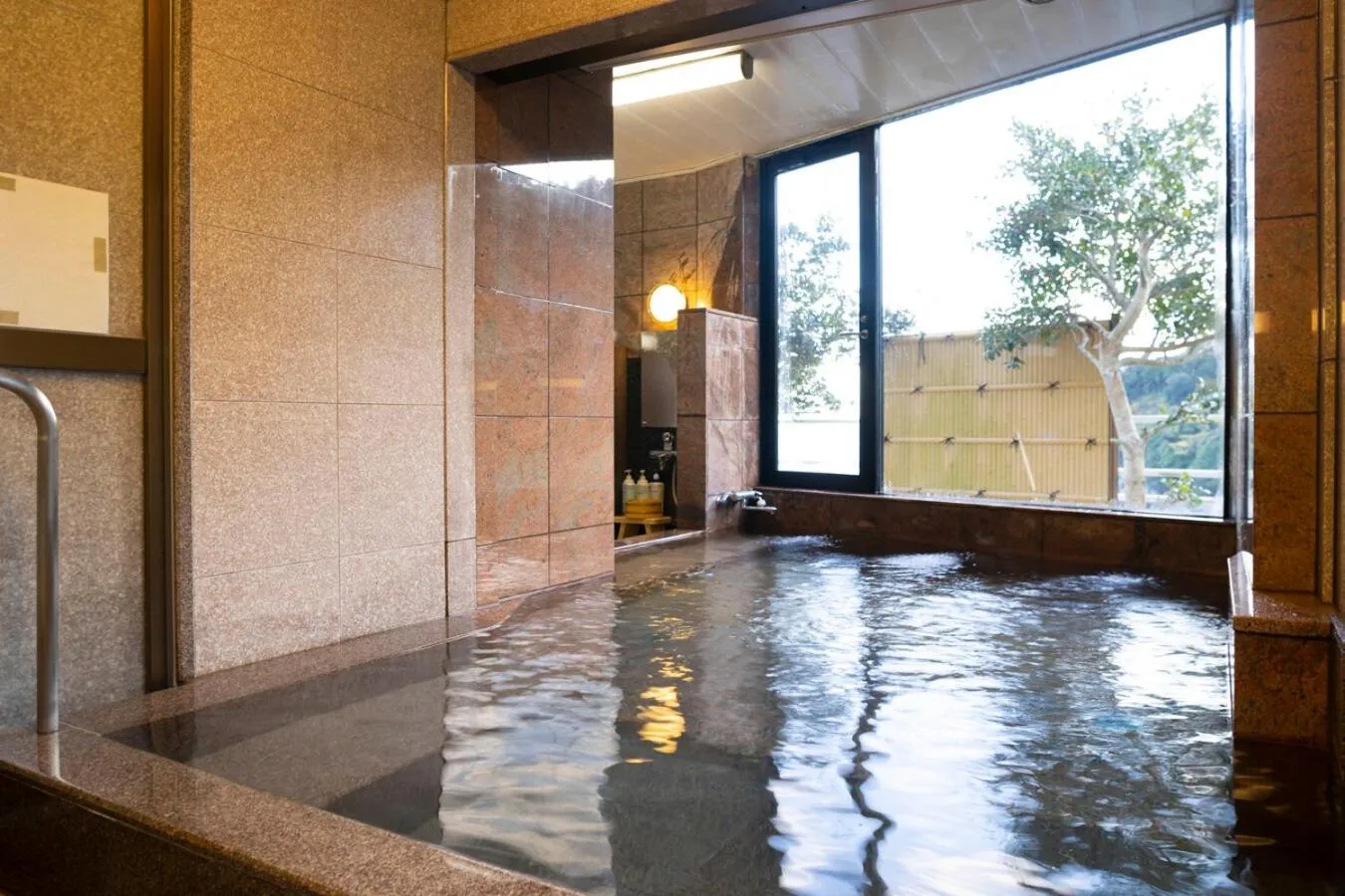 Public Bath in Hotel Nami